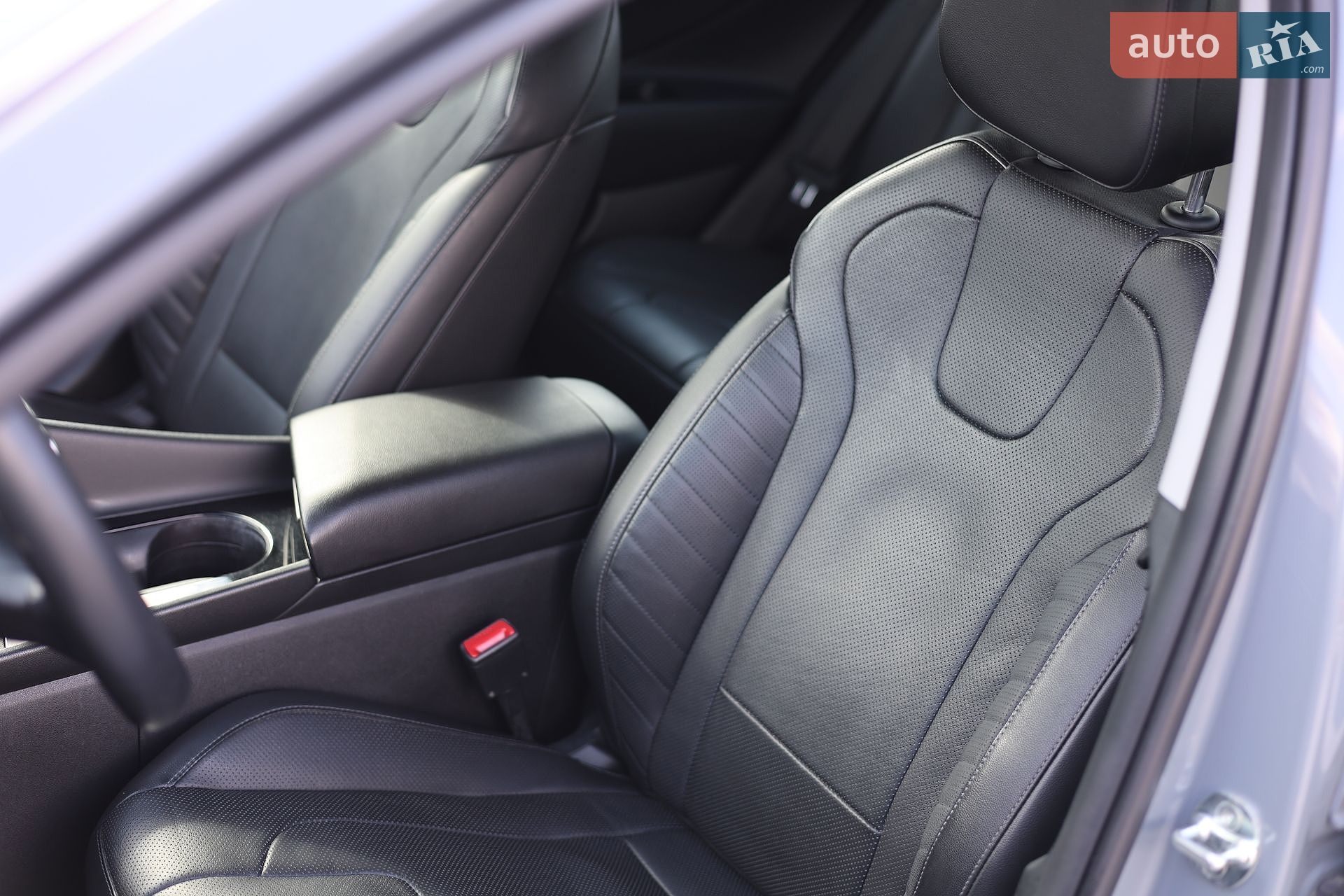 Hyundai Elantra 2022 VIN KMHLN4AJ6NU021167 фото оголошення 25 з 33