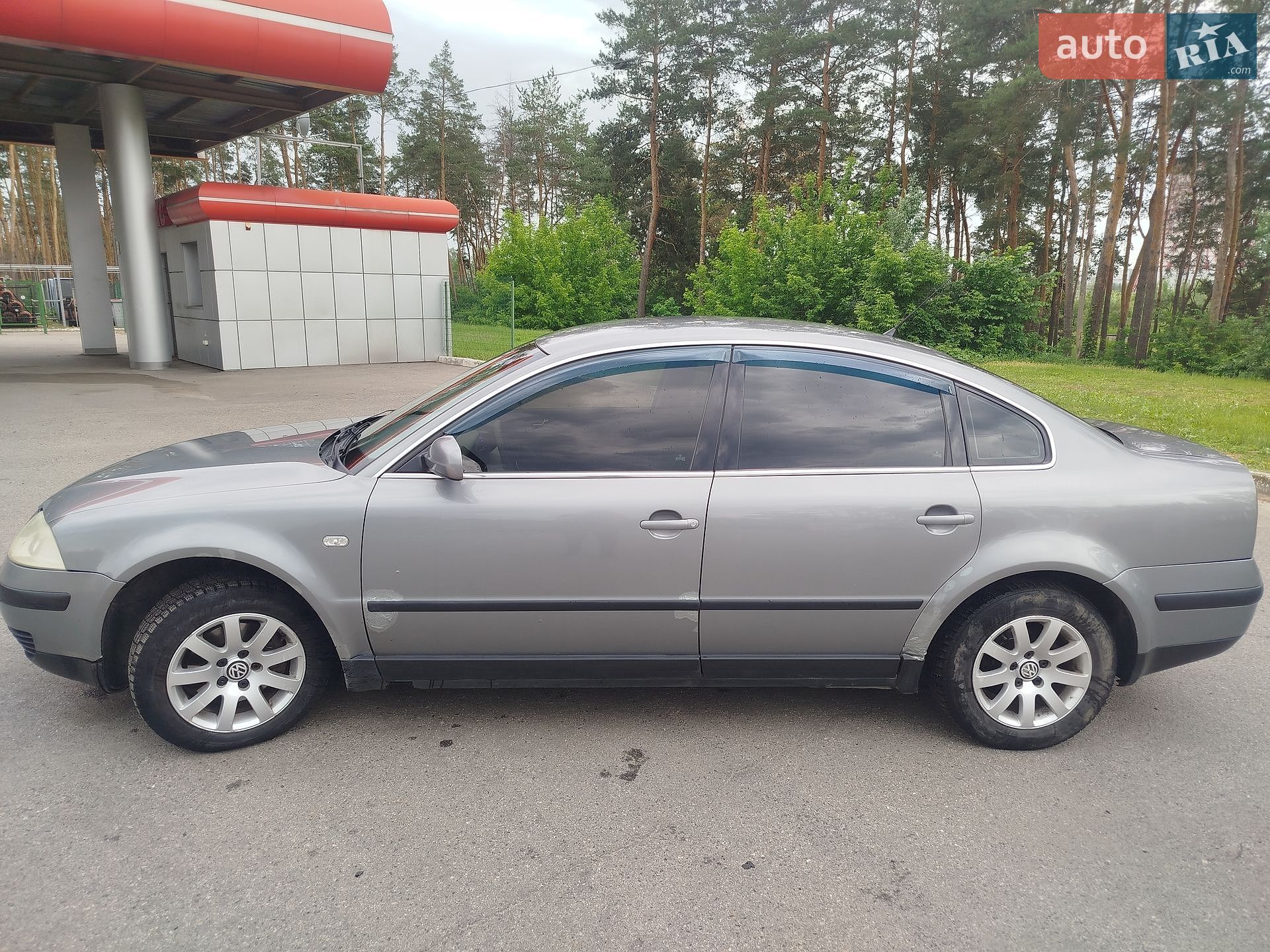 Volkswagen Passat 2000 VIN WVWZZZ3BZ1E081566 фото оголошення 2 з 8