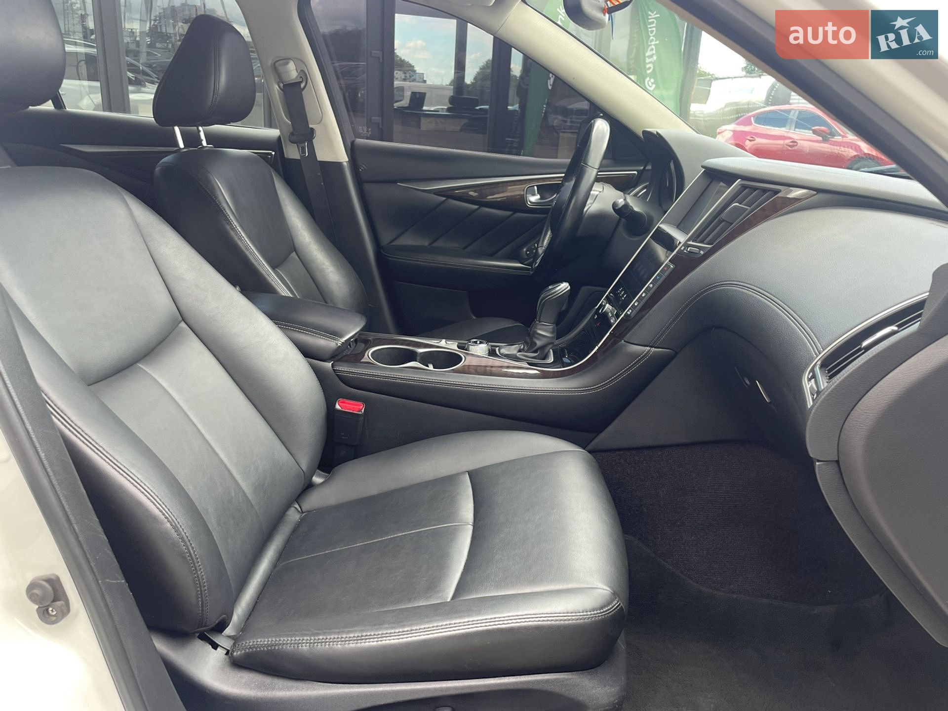 Infiniti Q50 2017 VIN JN1EV7AP8JM353000 фото оголошення 11 з 15