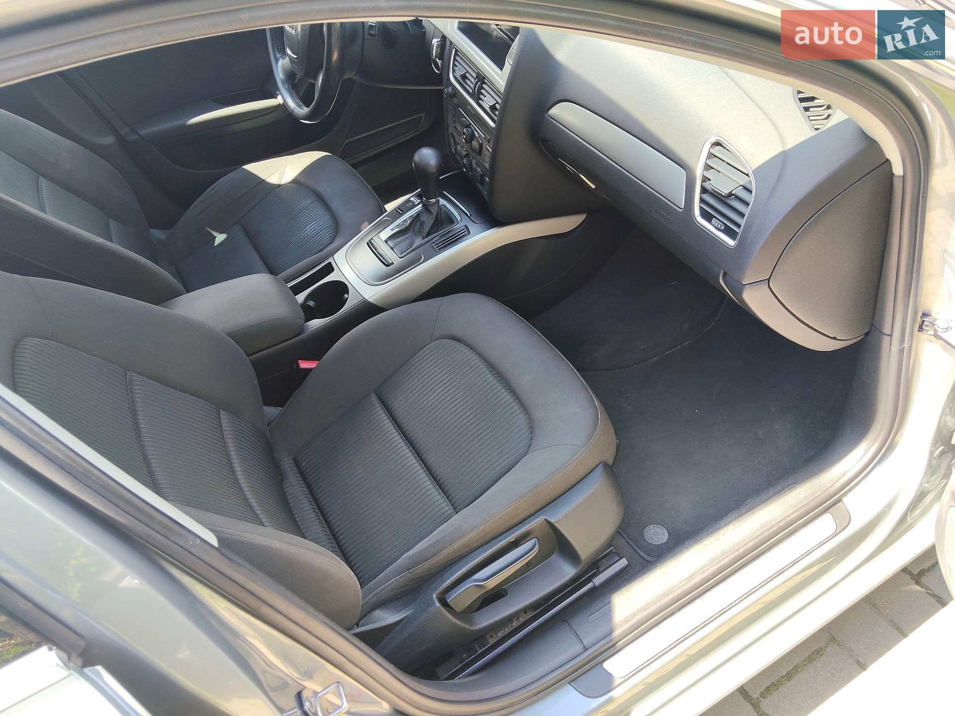 Audi A4 2010 VIN WAUZZZ8KXBA090212 фото оголошення 8 з 13