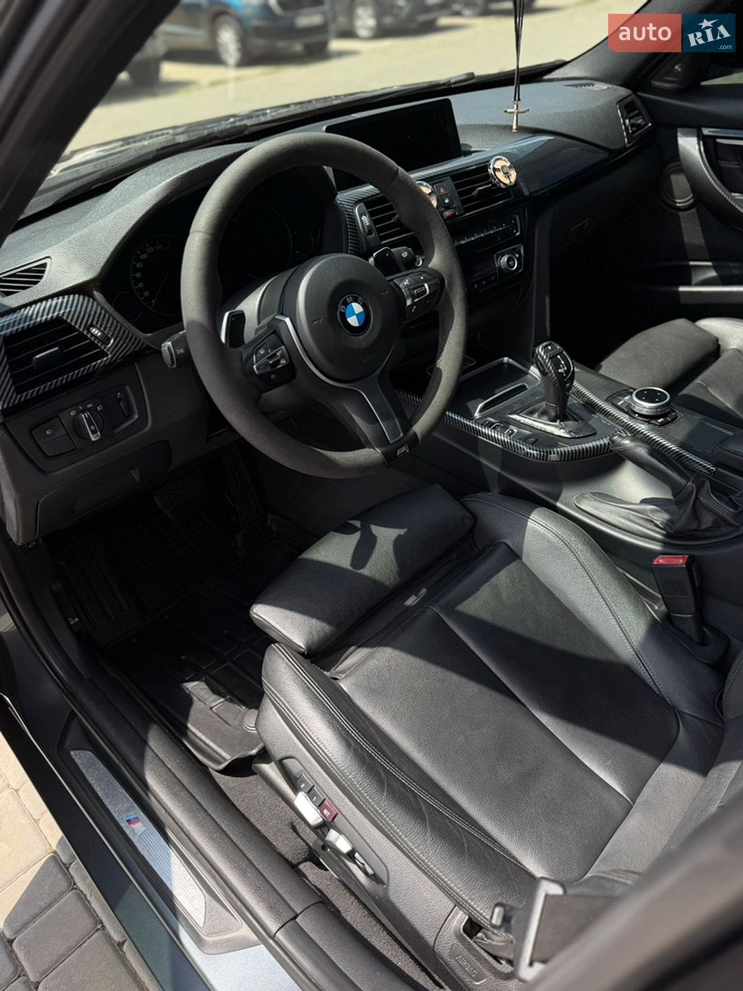 BMW 3 Series 2015 VIN WBA8B3G5XGNT91748 фото оголошення 26 з 43