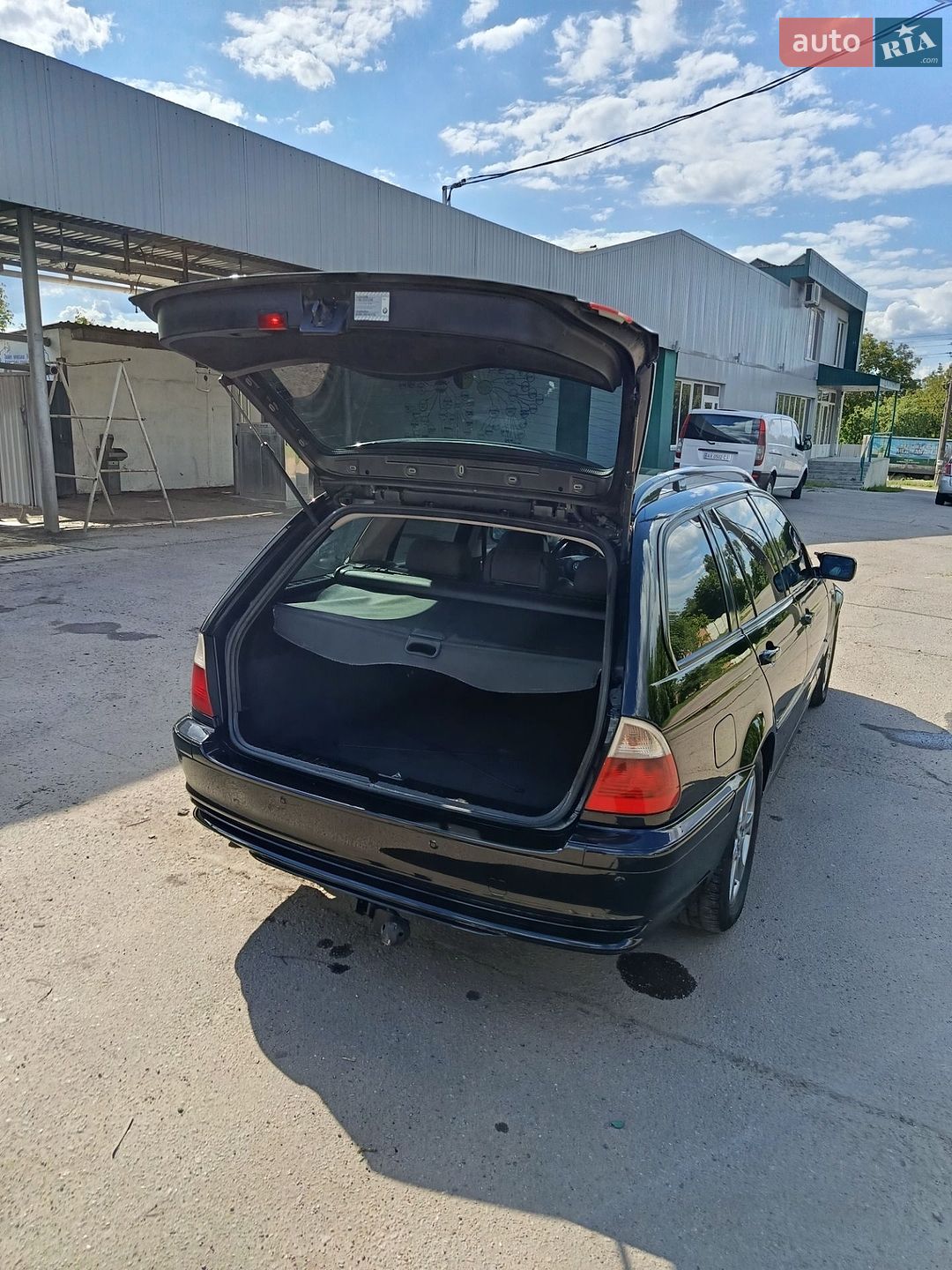 BMW 3 Series 2003 VIN WBAAP71060PP00276 фото оголошення 11 з 15