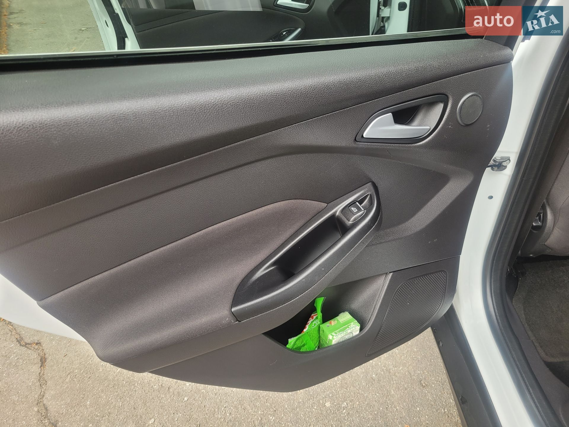 Ford Focus 2012 VIN WF0LXXGCBLCS06295 фото оголошення 11 з 34