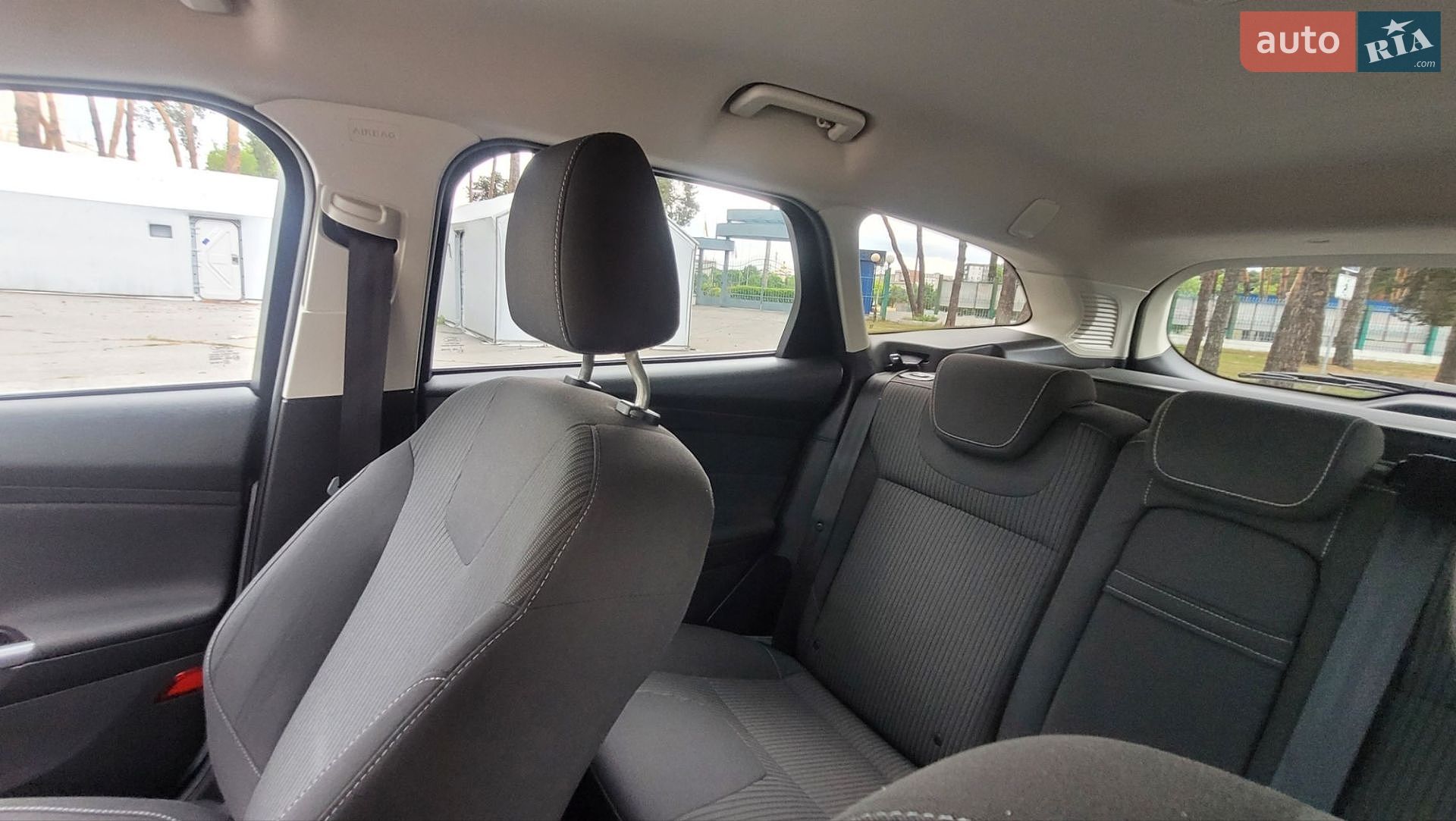 Ford Focus 2012 VIN WF0LXXGCBLCS06295 фото оголошення 22 з 34