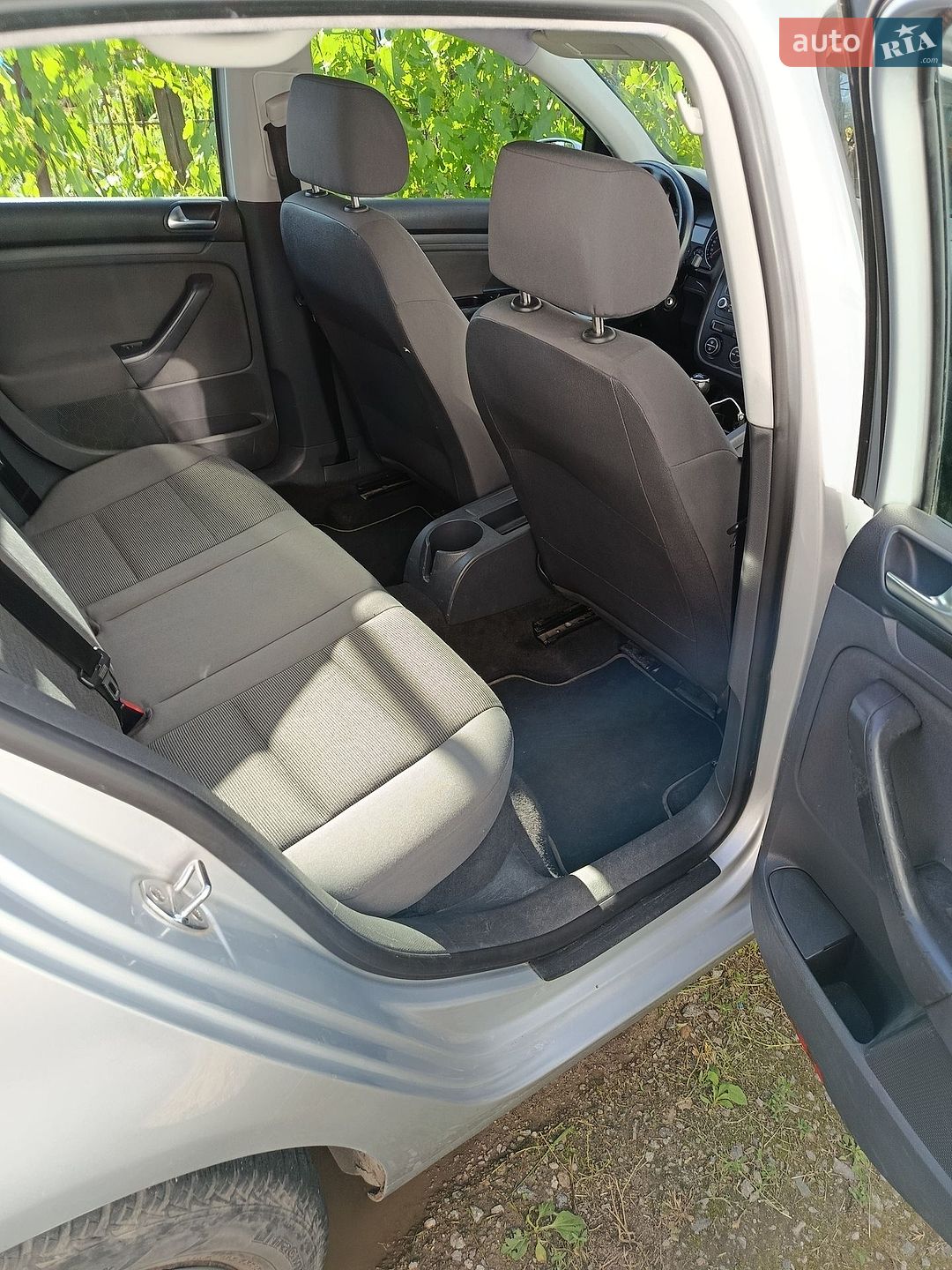 Volkswagen Golf 2005 VIN WVWZZZ1KZ6P014741 фото оголошення 4 з 11
