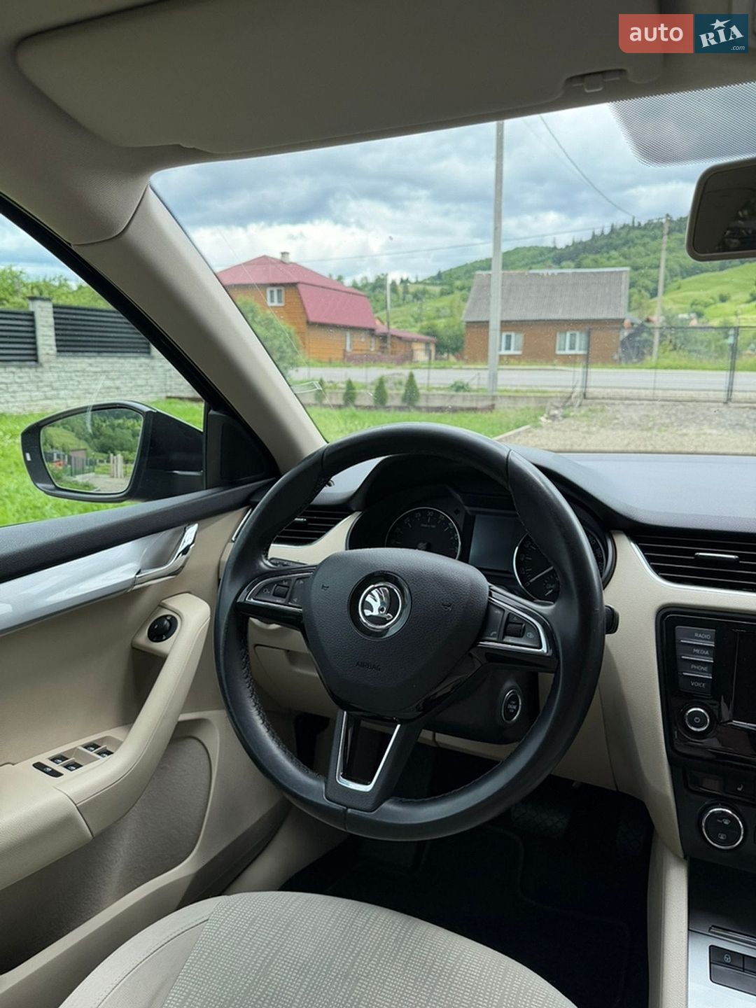 Skoda Octavia 2016 VIN TMBAG7NE8G0208361 фото оголошення 4 з 19