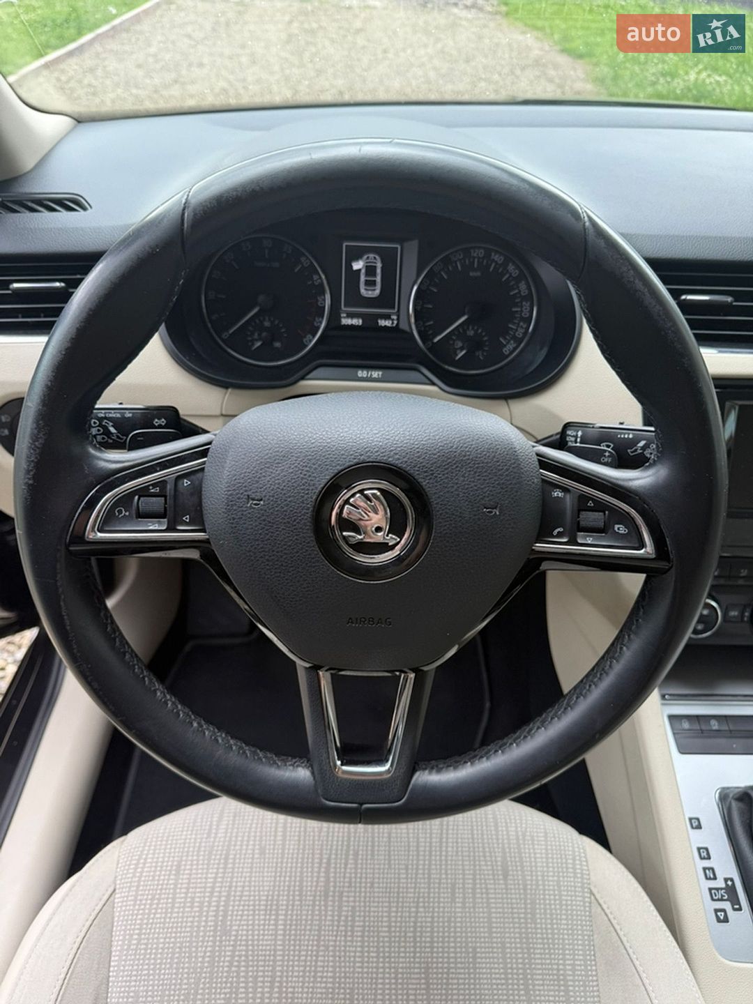 Skoda Octavia 2016 VIN TMBAG7NE8G0208361 фото оголошення 9 з 19