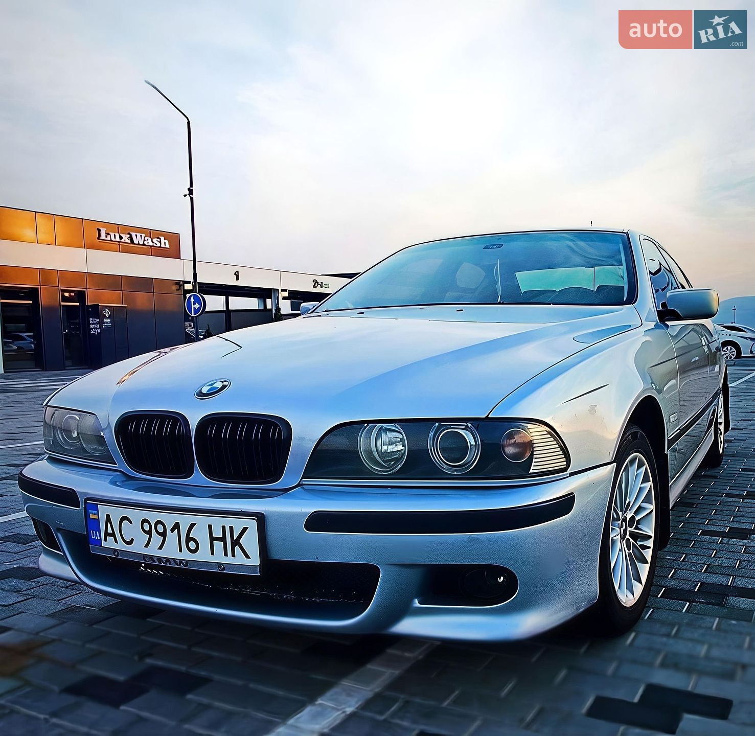 BMW 5 Series 1997 VIN WBADE21040BM82423 фото оголошення 2 з 9