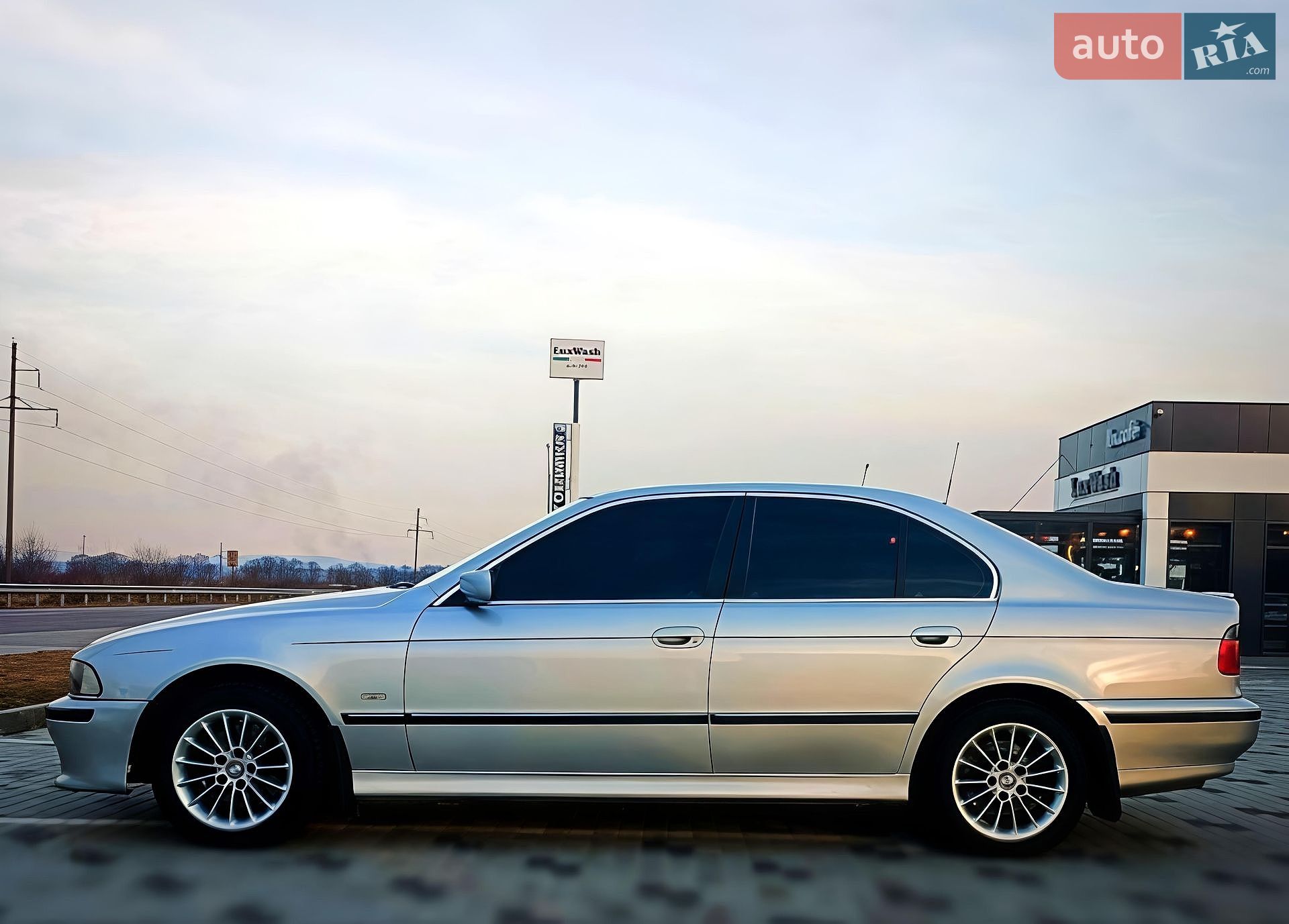 BMW 5 Series 1997 VIN WBADE21040BM82423 фото оголошення 5 з 9