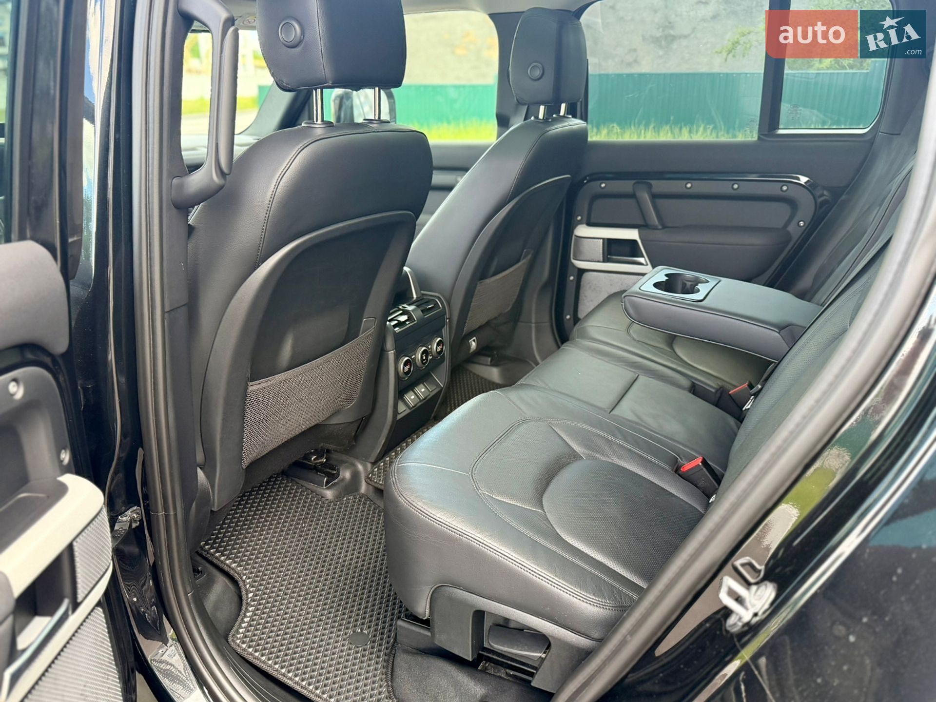 Land Rover Defender 2022 VIN SALEA8BW7P2182094 фото оголошення 15 з 45