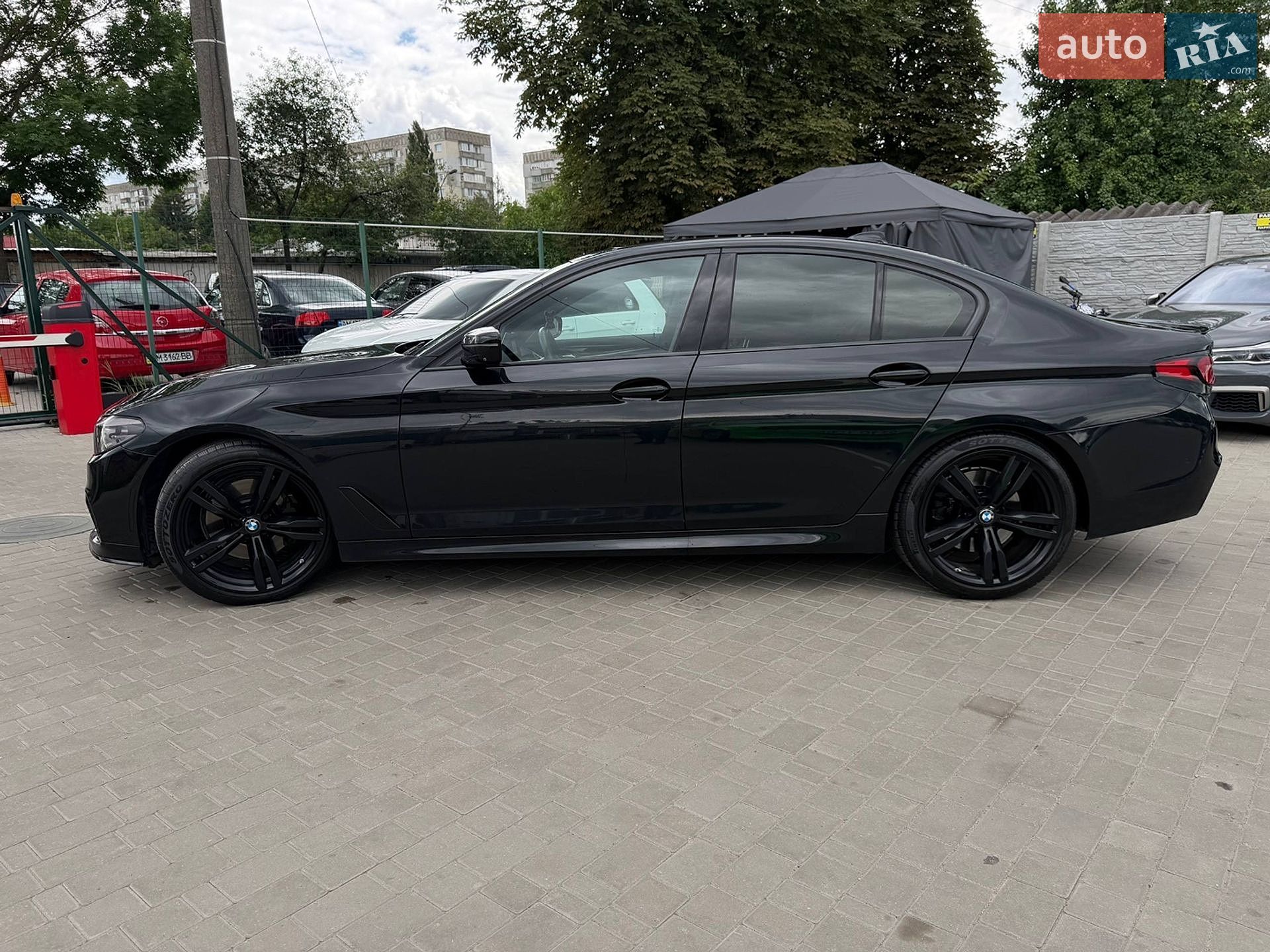 BMW 5 Series 2017 VIN WBAJE7C33HG888263 фото оголошення 7 з 20