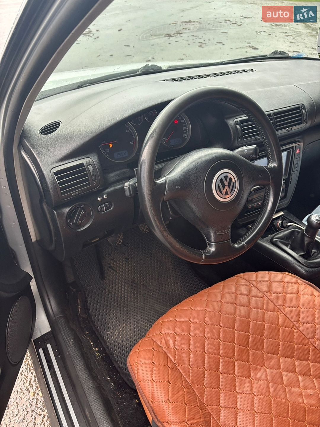 Volkswagen Passat 2001 VIN WVWZZZ3BZ2E317356 фото оголошення 3 з 29