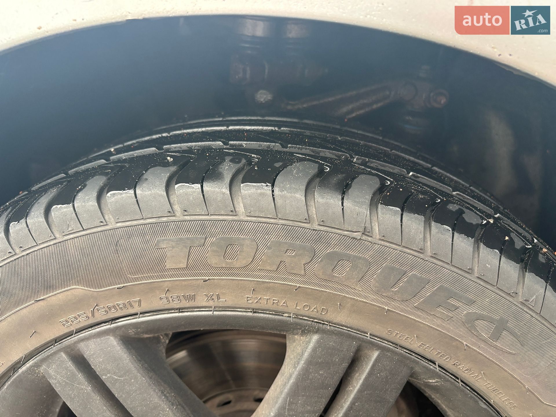 Volkswagen Passat 2001 VIN WVWZZZ3BZ2E317356 фото оголошення 12 з 29