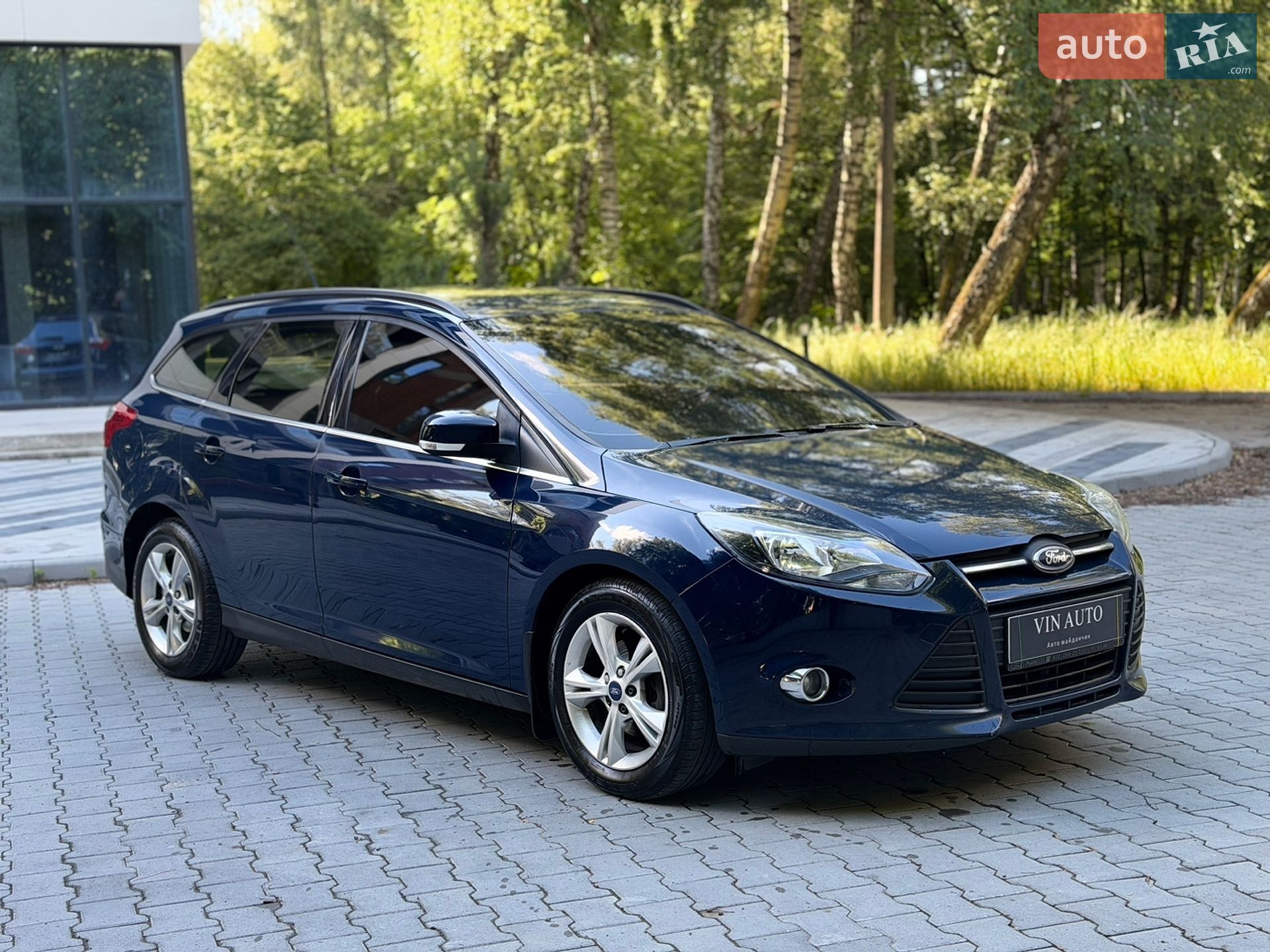 Ford Focus 2013 VIN WF0LXXGCBLDM19420 фото оголошення 3 з 32