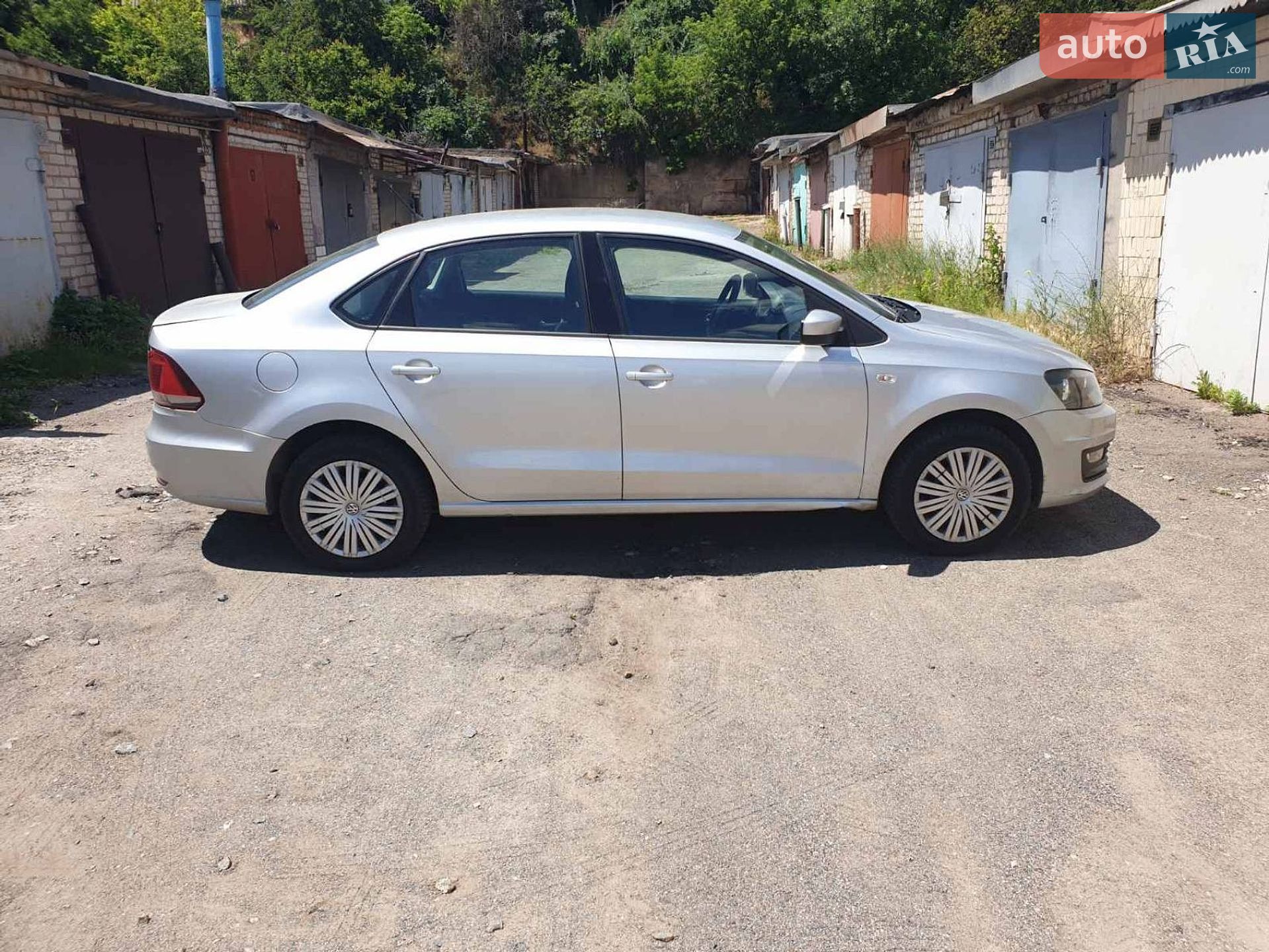 Volkswagen Polo 2018 VIN XW8ZZZ61ZJG066274 фото оголошення 2 з 19