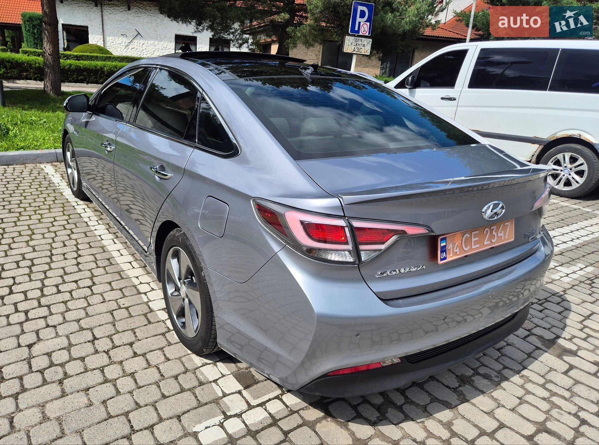 Hyundai Sonata 2016 VIN KMHE34L18HA044614 фото оголошення 3 з 36