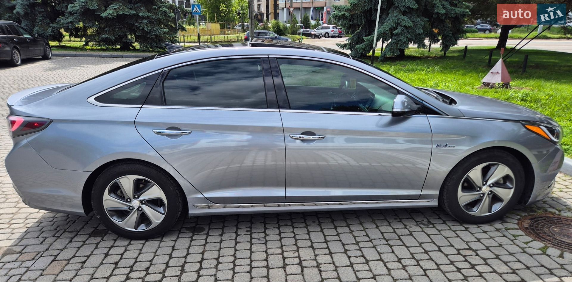 Hyundai Sonata 2016 VIN KMHE34L18HA044614 фото оголошення 6 з 36
