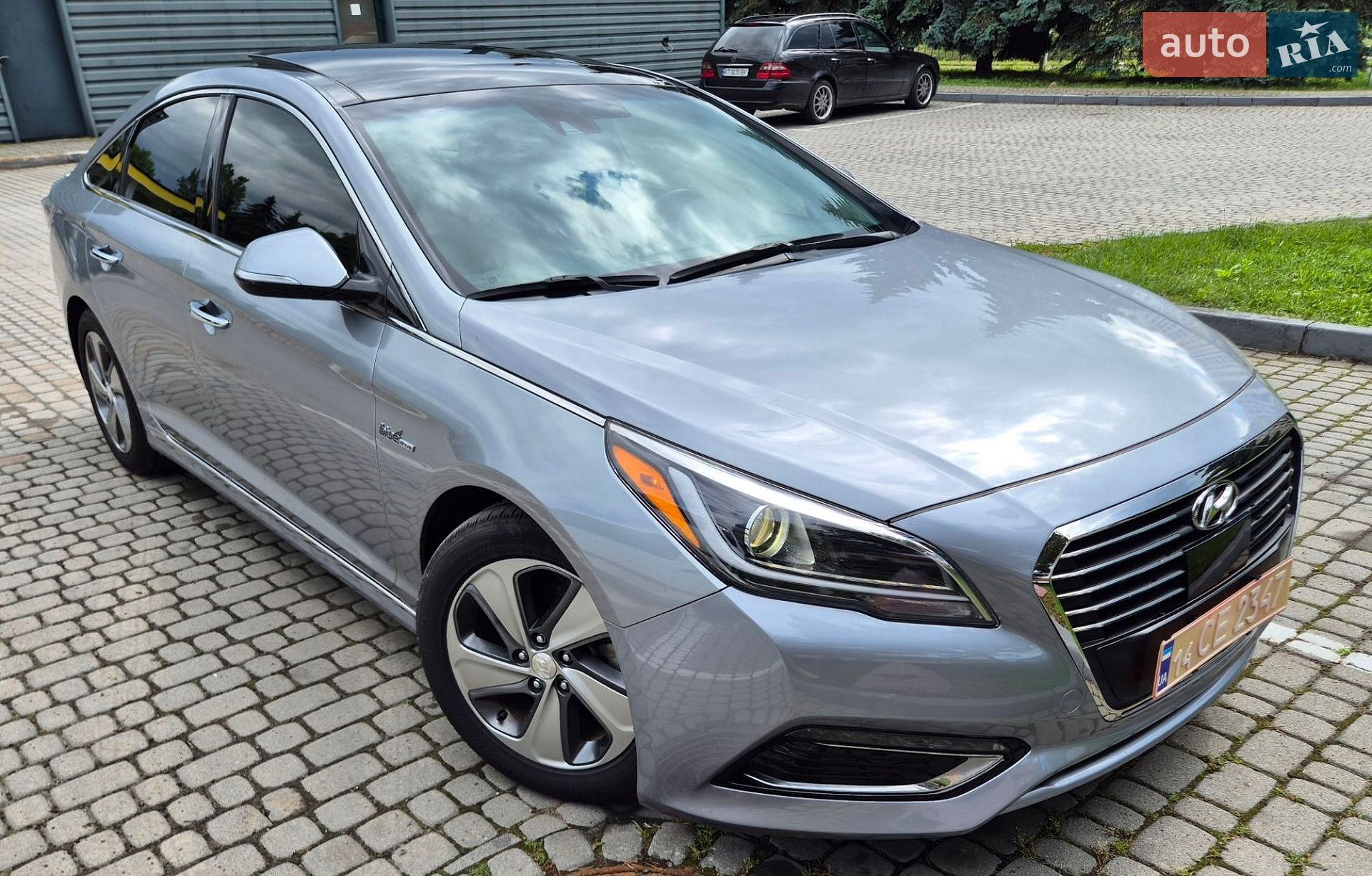 Hyundai Sonata 2016 VIN KMHE34L18HA044614 фото оголошення 8 з 36