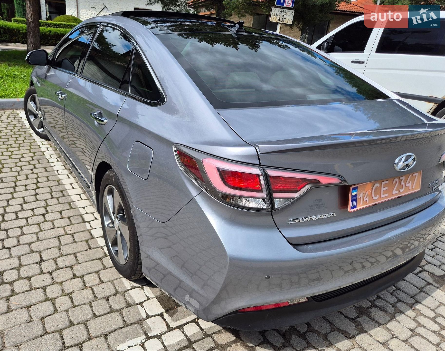 Hyundai Sonata 2016 VIN KMHE34L18HA044614 фото оголошення 11 з 36