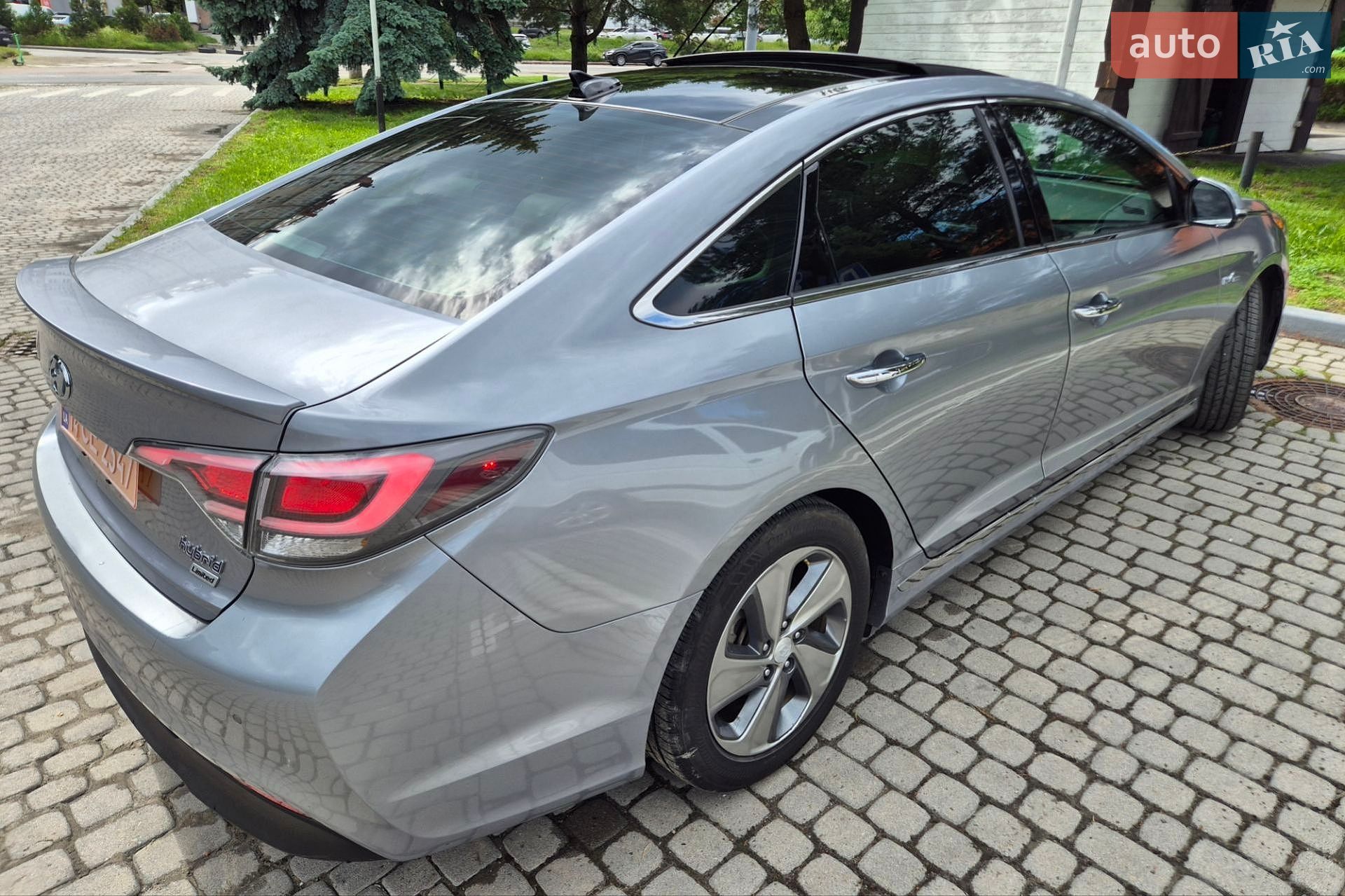 Hyundai Sonata 2016 VIN KMHE34L18HA044614 фото оголошення 13 з 36