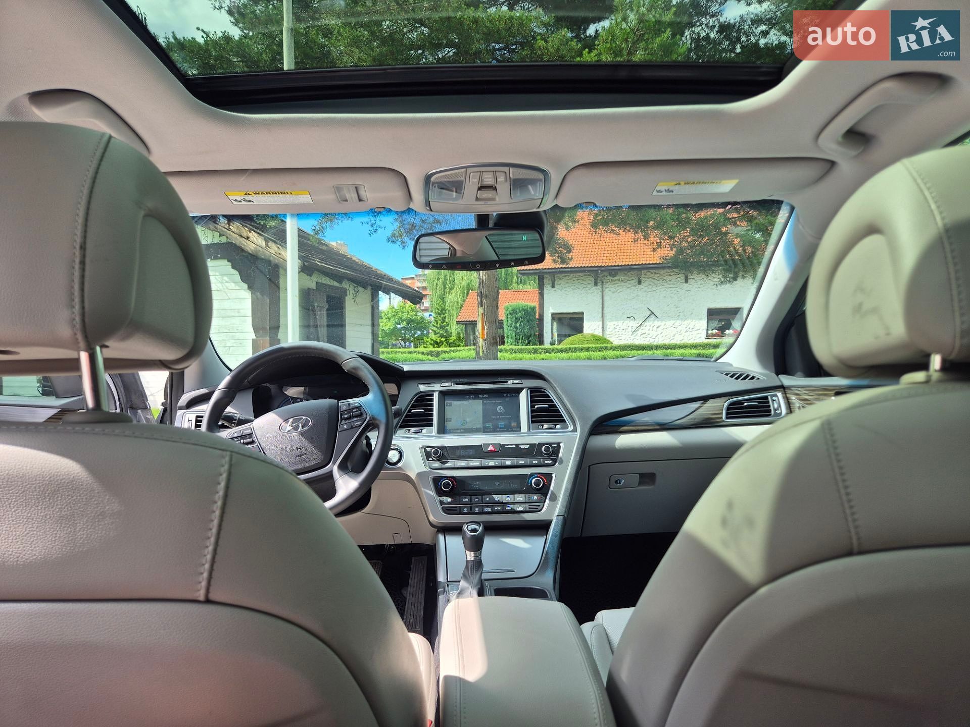 Hyundai Sonata 2016 VIN KMHE34L18HA044614 фото оголошення 24 з 36