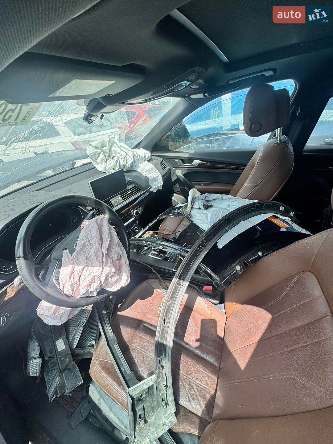 Audi Q5 2018 VIN WA1BNAFY7J2227912 фото оголошення 20 з 20