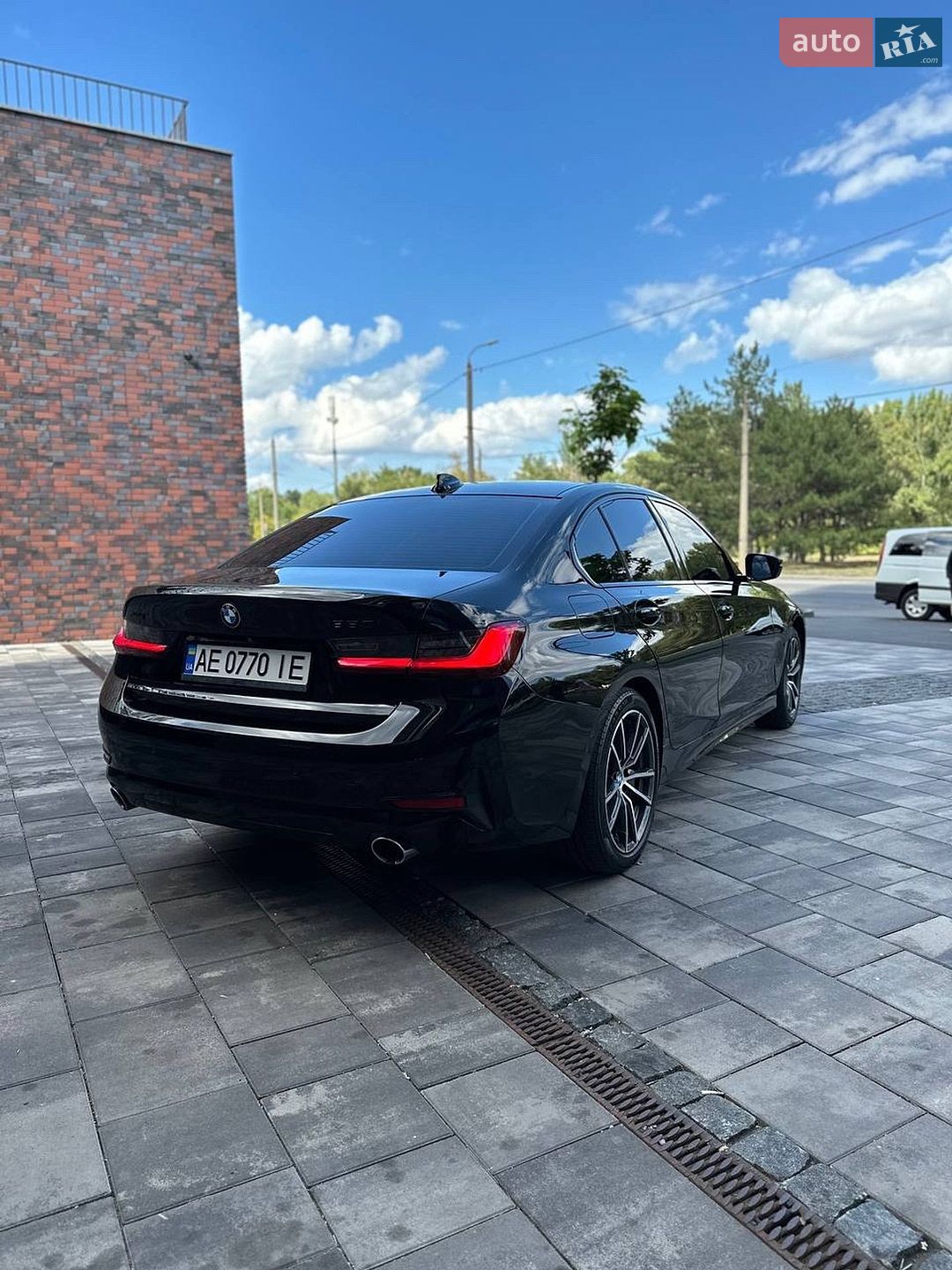 BMW 3 Series 2020 VIN 3MW5R7J02L8B23924 фото оголошення 4 з 10