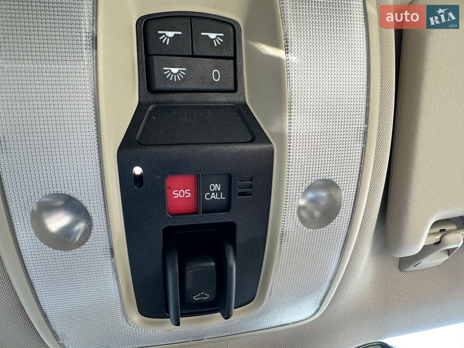 Volvo Xc60 2015 VIN YV440MDK4F2705835 фото оголошення 11 з 15