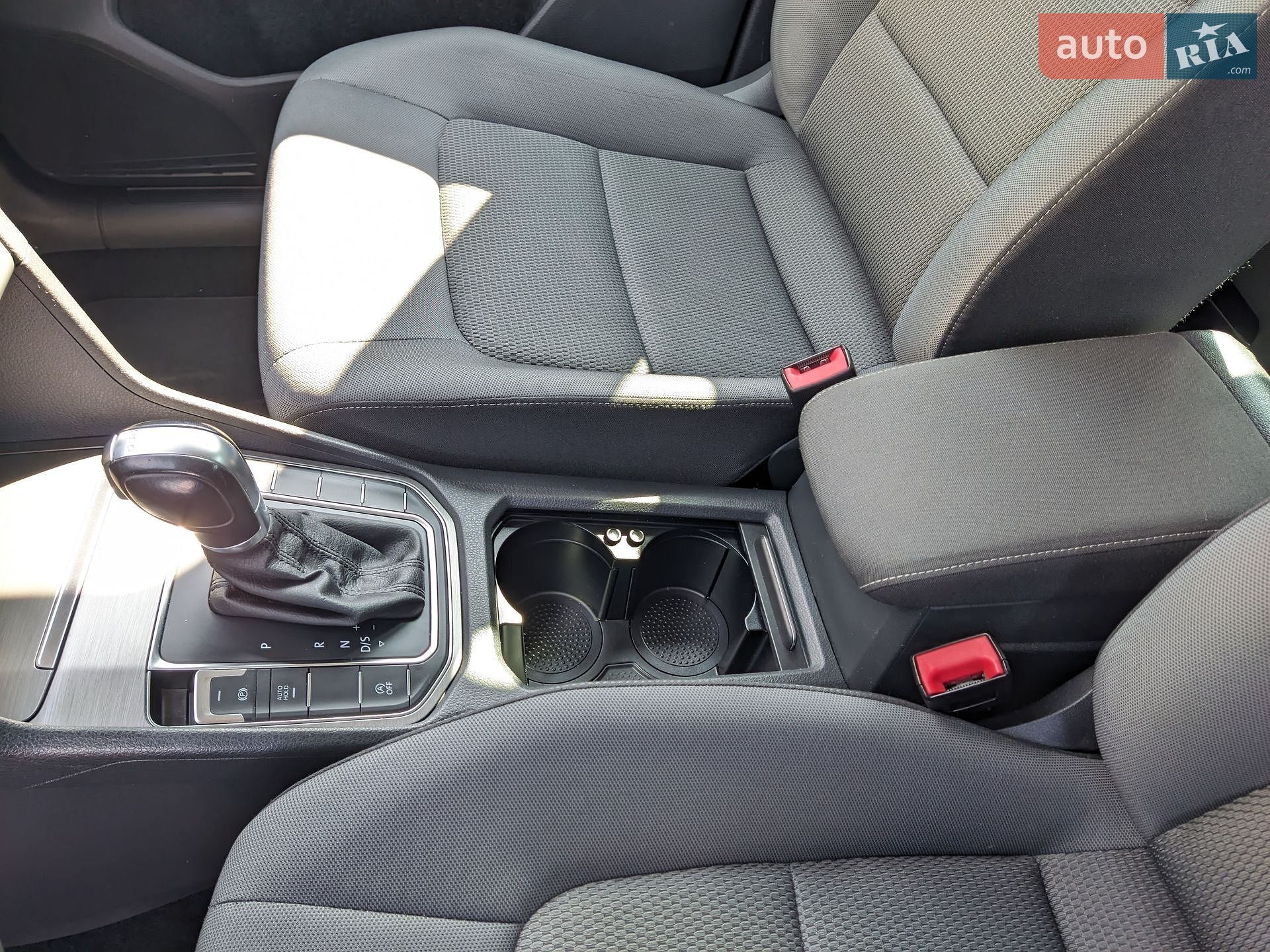 Volkswagen Golf 2015 VIN WVWZZZAUZGW501666 фото оголошення 19 з 41