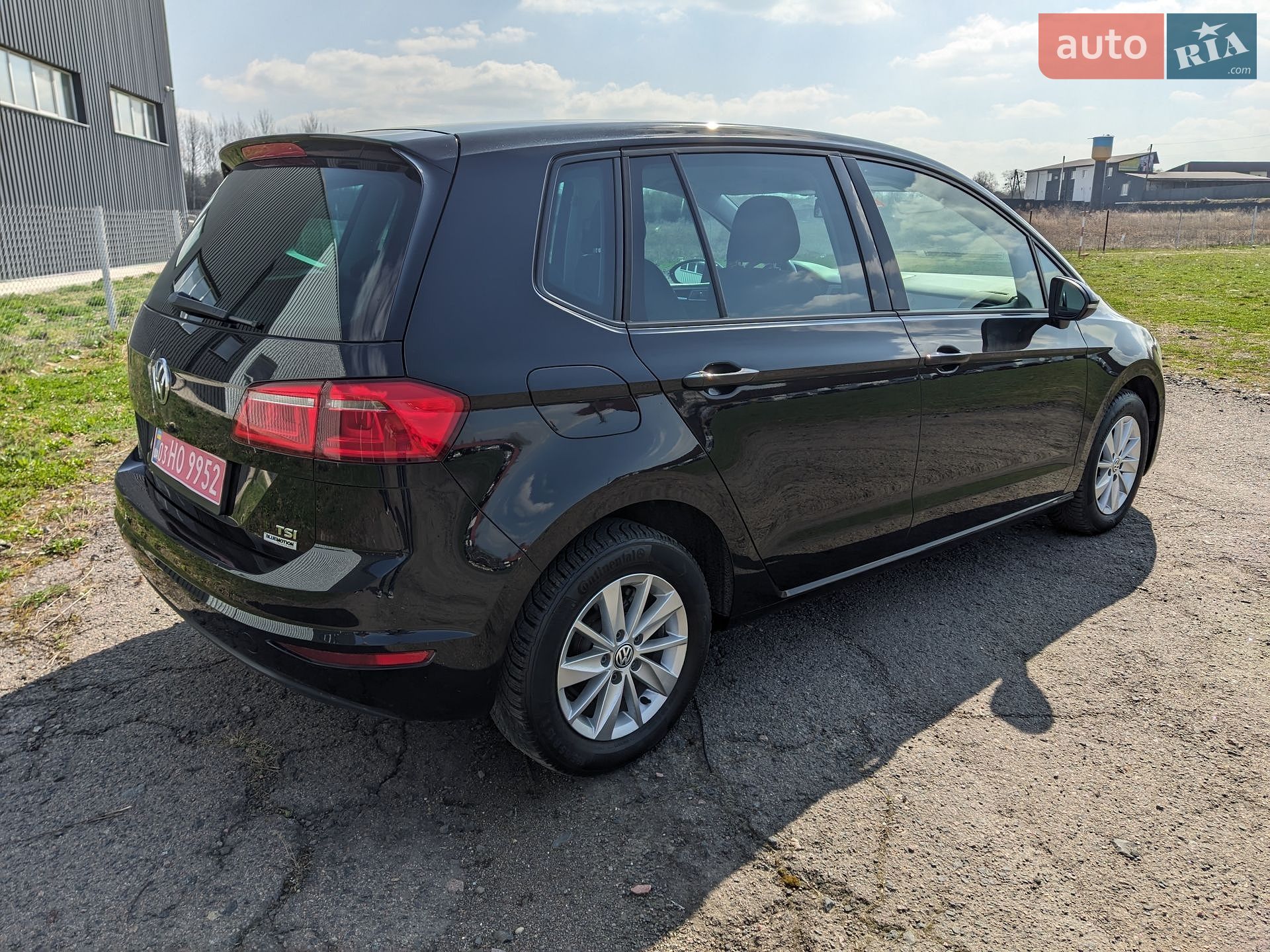 Volkswagen Golf 2015 VIN WVWZZZAUZGW501666 фото оголошення 9 з 41