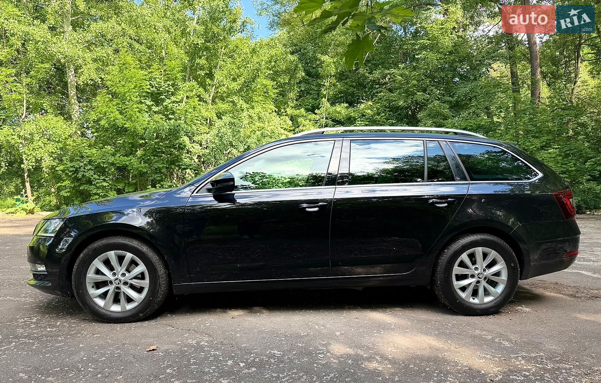 Skoda Octavia 2018 VIN TMBJJ7NE8K0088409 фото оголошення 3 з 49