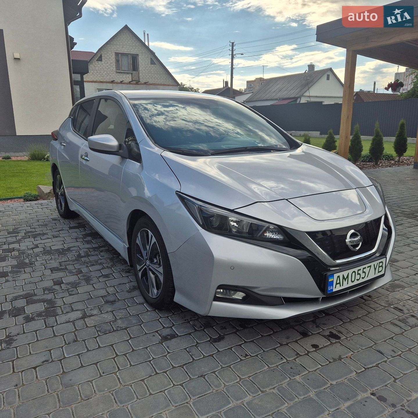 Nissan Leaf 2021 VIN 1N4AZ1CV2NC552599 фото оголошення 3 з 18