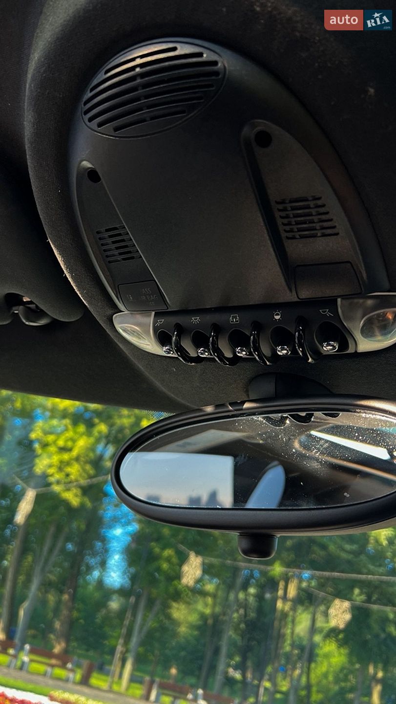 Mini Countryman 2012 VIN WMWZC3C5XCWP20279 фото оголошення 17 з 17