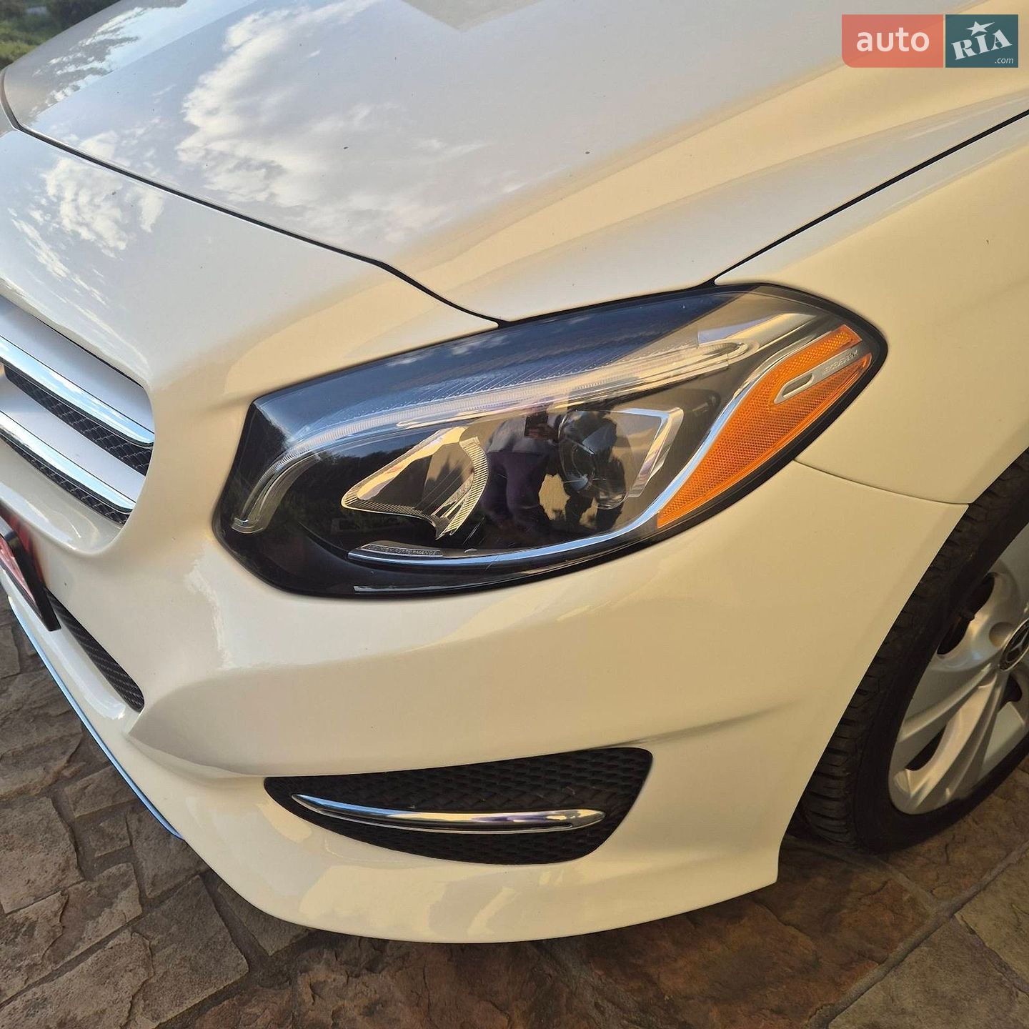 Mercedes-Benz B-Class 2017 VIN WDDMH4GB7JJ465076 фото оголошення 3 з 18