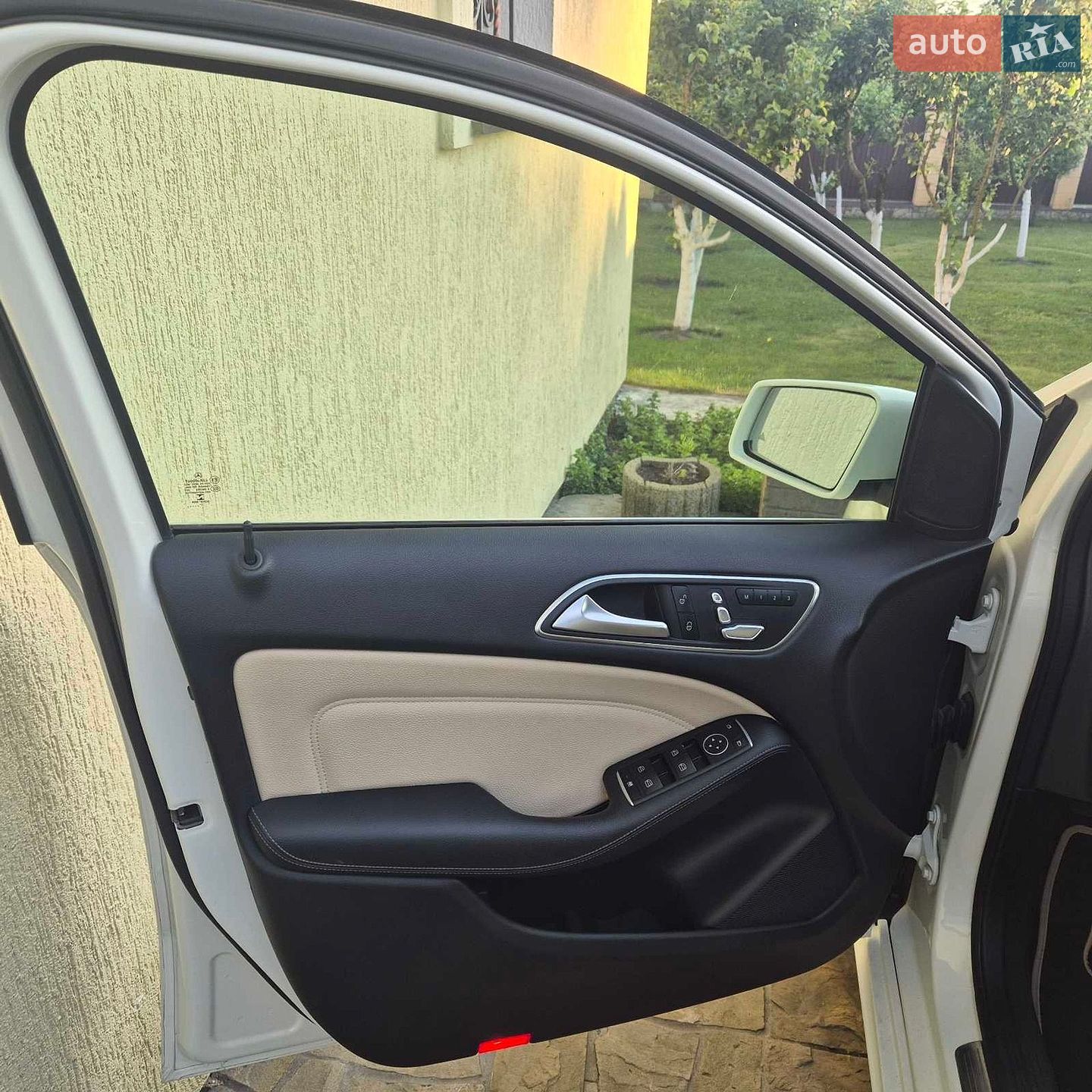 Mercedes-Benz B-Class 2017 VIN WDDMH4GB7JJ465076 фото оголошення 8 з 18