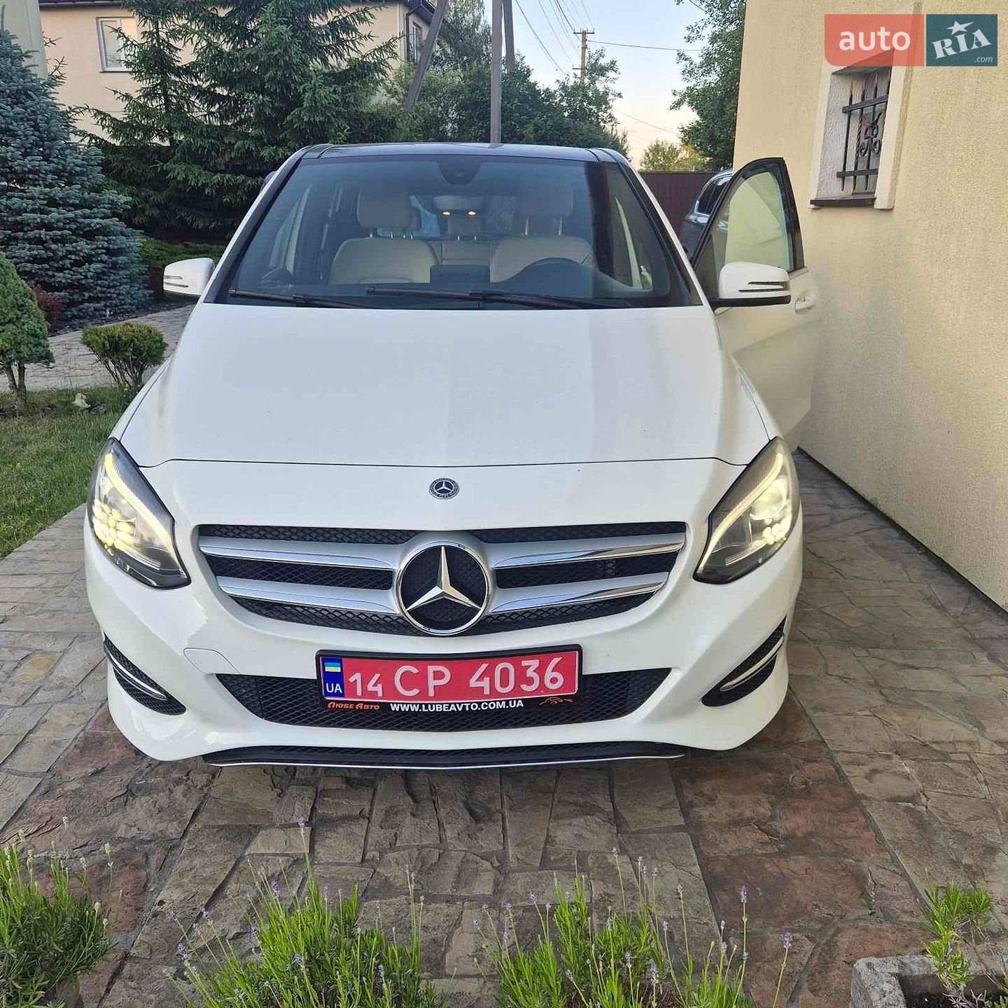 Mercedes-Benz B-Class 2017 VIN WDDMH4GB7JJ465076 фото оголошення 16 з 18