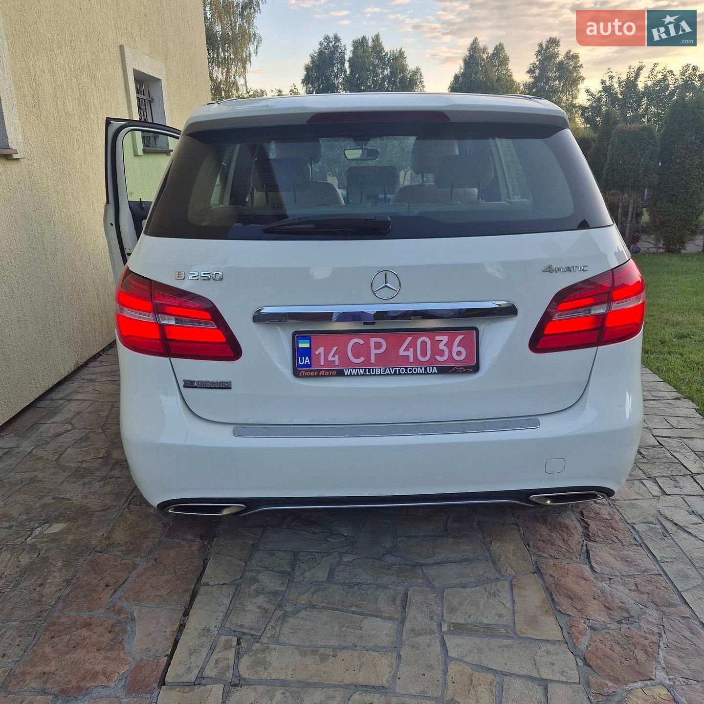 Mercedes-Benz B-Class 2017 VIN WDDMH4GB7JJ465076 фото оголошення 17 з 18