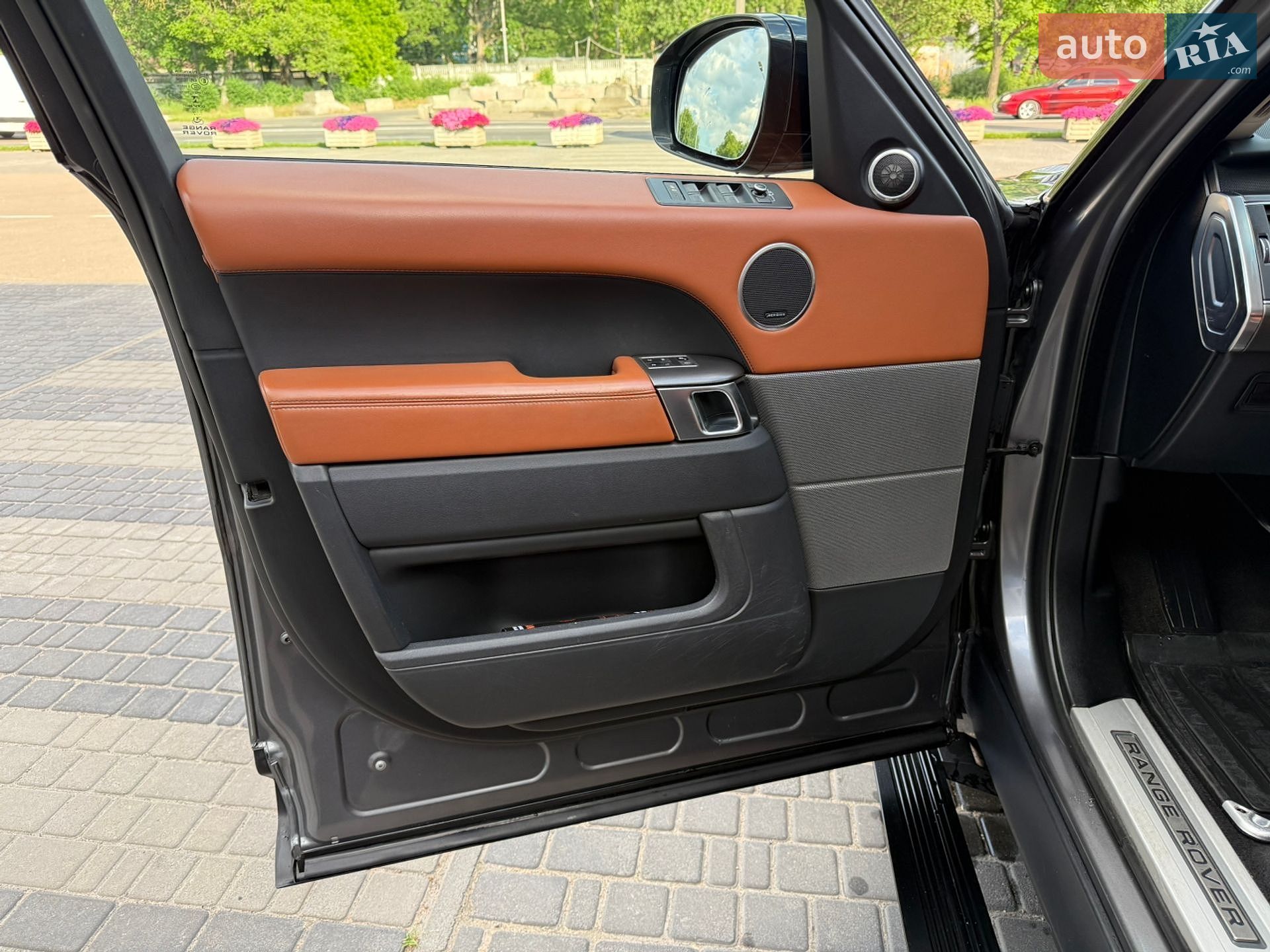 Land Rover Range Rover Sport 2013 VIN SALWA2FF3EA309695 фото оголошення 8 з 19