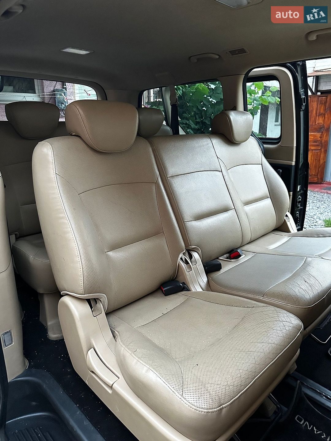 Hyundai H-1 2012 VIN KMHWH81RBDU483079 фото оголошення 12 з 20