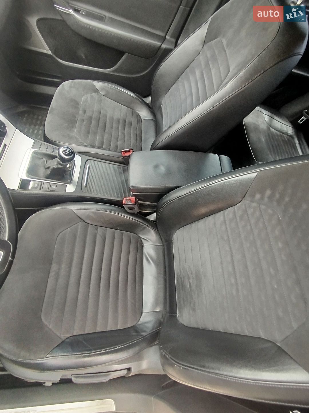 Volkswagen Passat 2011 VIN WVWZZZ3CZBP351624 фото оголошення 15 з 17