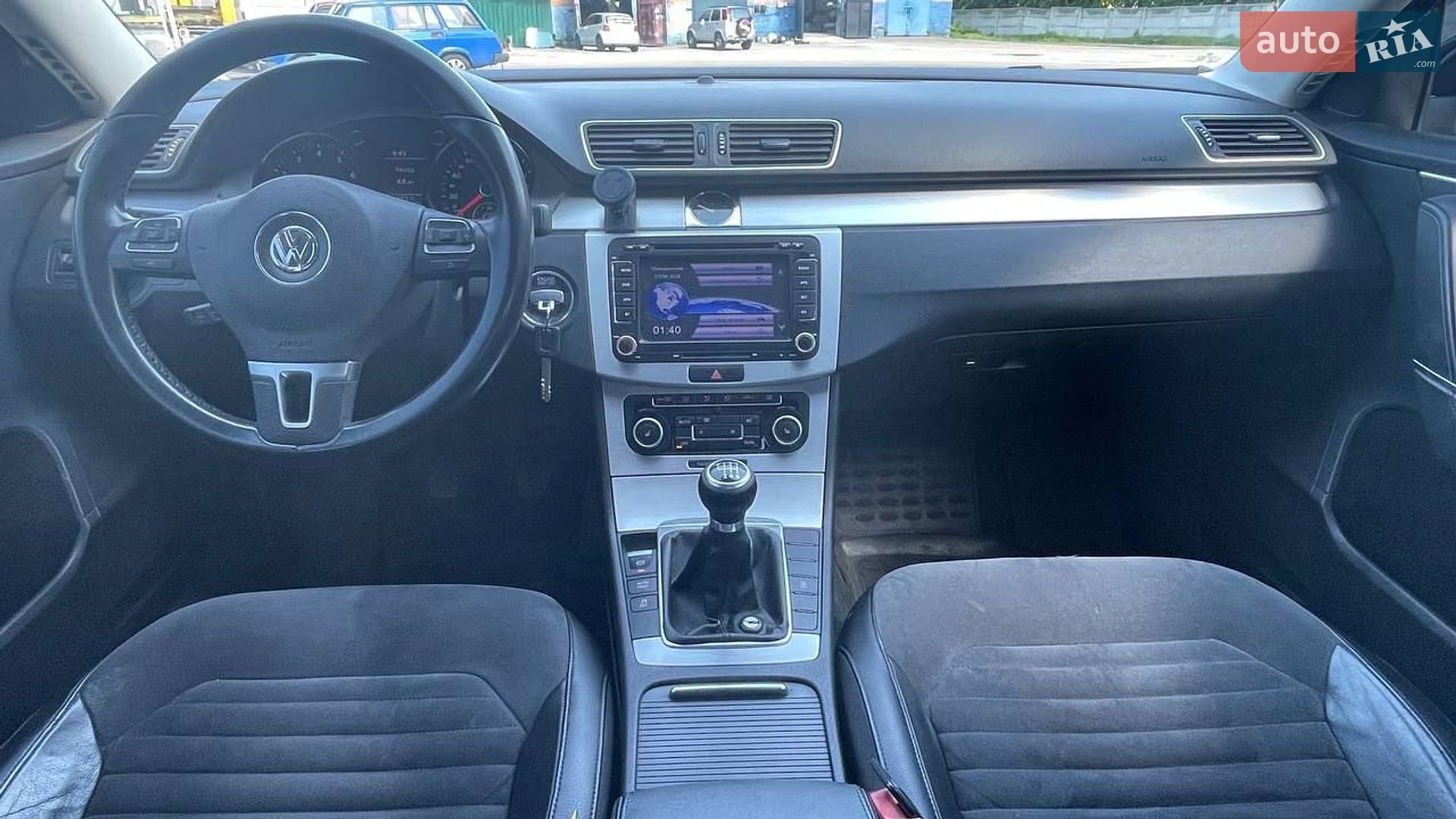 Volkswagen Passat 2011 VIN WVWZZZ3CZBP351624 фото оголошення 12 з 17