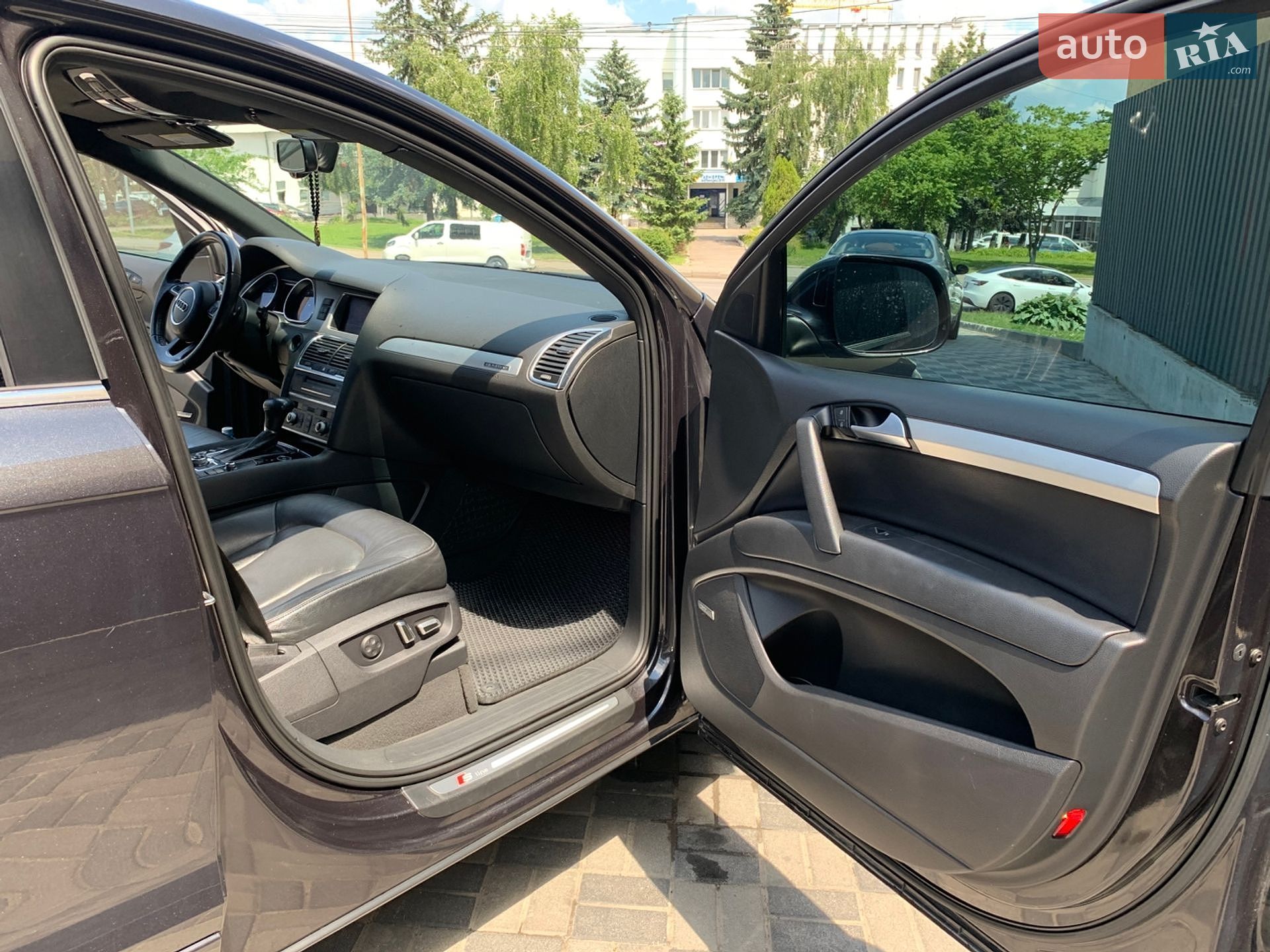 Audi Q7 2013 VIN WA1DGAFEXED009952 фото оголошення 12 з 19