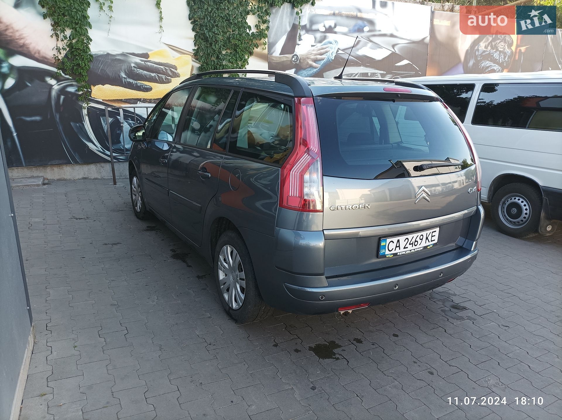Citroen C4 Picasso 2010 VIN VF7UA5FWCAJ586462 фото оголошення 4 з 17