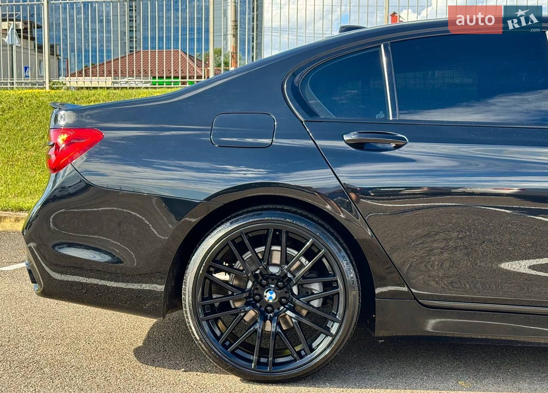 BMW 7 Series 2016 VIN WBA7C21010G590665 фото оголошення 27 з 62