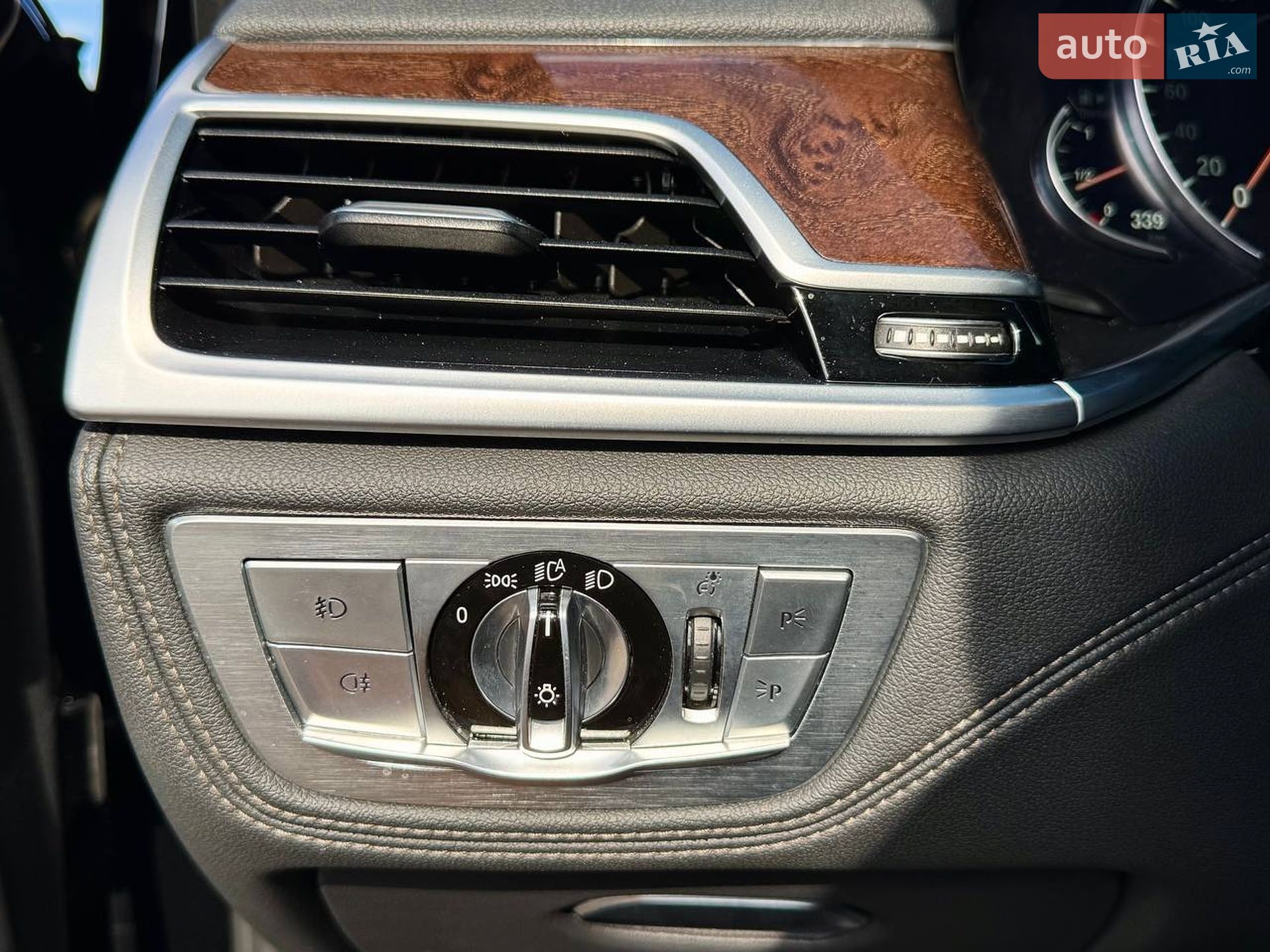 BMW 7 Series 2016 VIN WBA7C21010G590665 фото оголошення 59 з 62