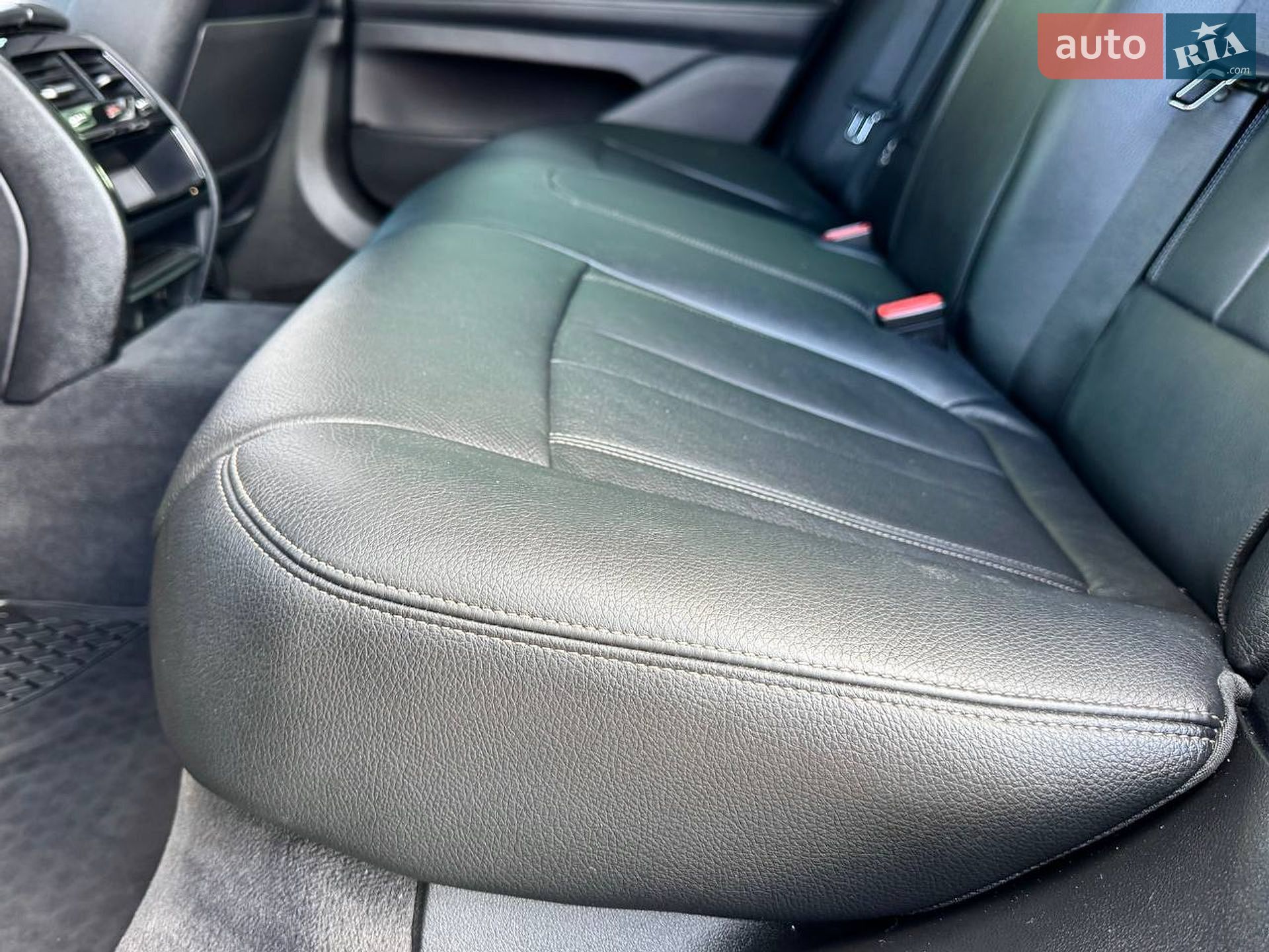BMW 7 Series 2016 VIN WBA7C21010G590665 фото оголошення 35 з 62