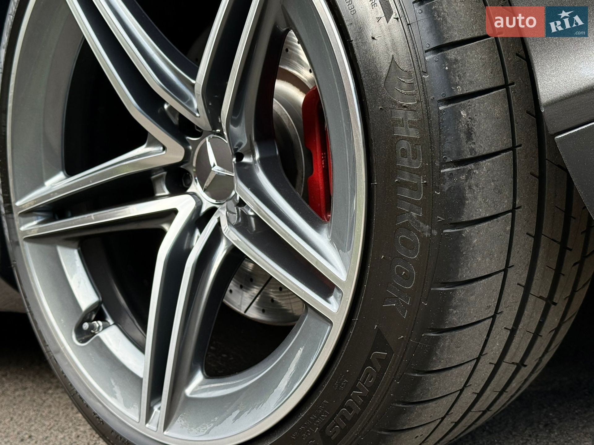 Mercedes-Benz AMG GT 4-Door Coupe 2019 VIN WDD7X6BBXLA015380 фото оголошення 15 з 127