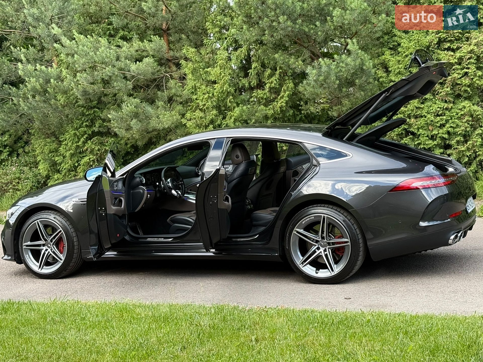 Mercedes-Benz AMG GT 4-Door Coupe 2019 VIN WDD7X6BBXLA015380 фото оголошення 29 з 127