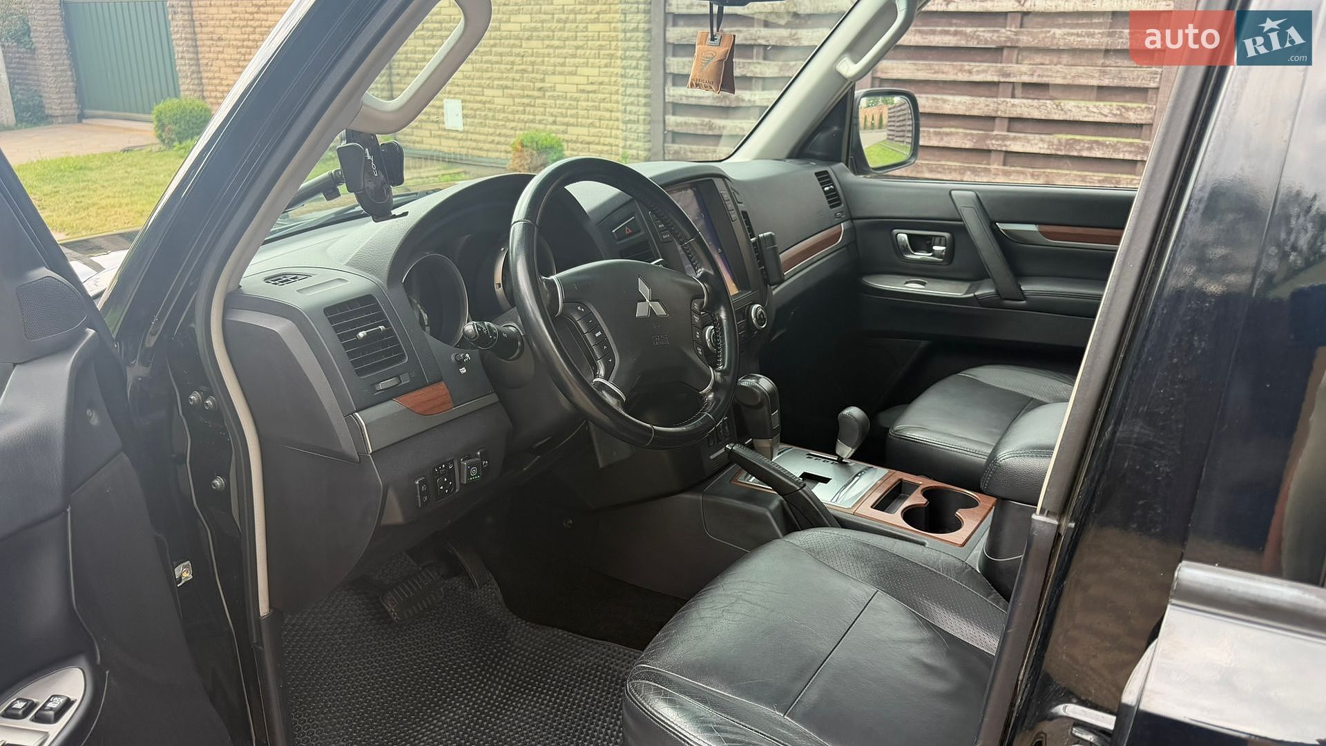 Mitsubishi Pajero Wagon 2008 VIN JMYLRV93W8J003823 фото оголошення 65 з 86