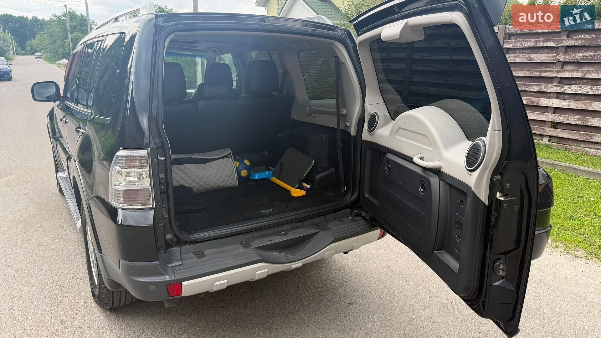 Mitsubishi Pajero Wagon 2008 VIN JMYLRV93W8J003823 фото оголошення 77 з 86
